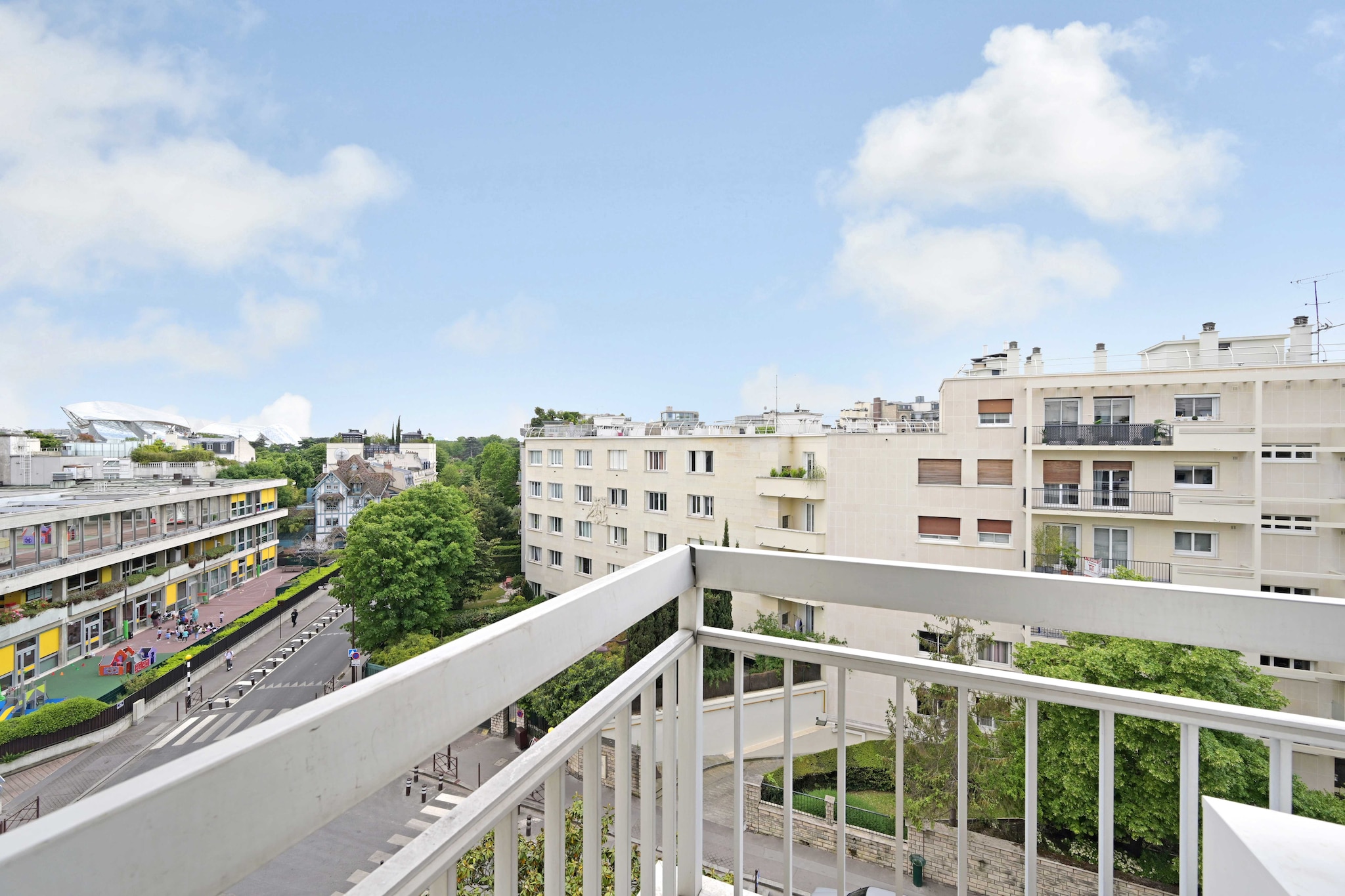 CT-2-PIERRET-M-Niet-getagd