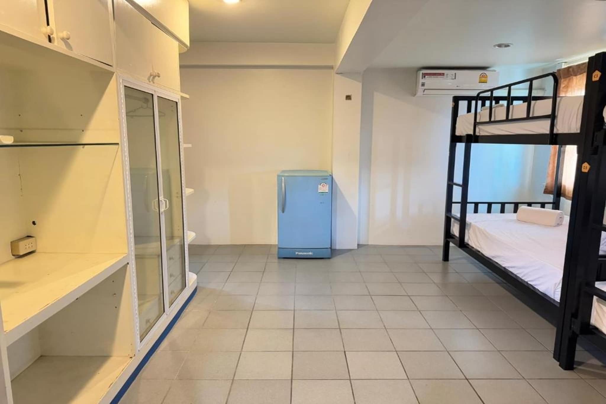 Shared Dorm Bed | Budget-Friendly Social Spot