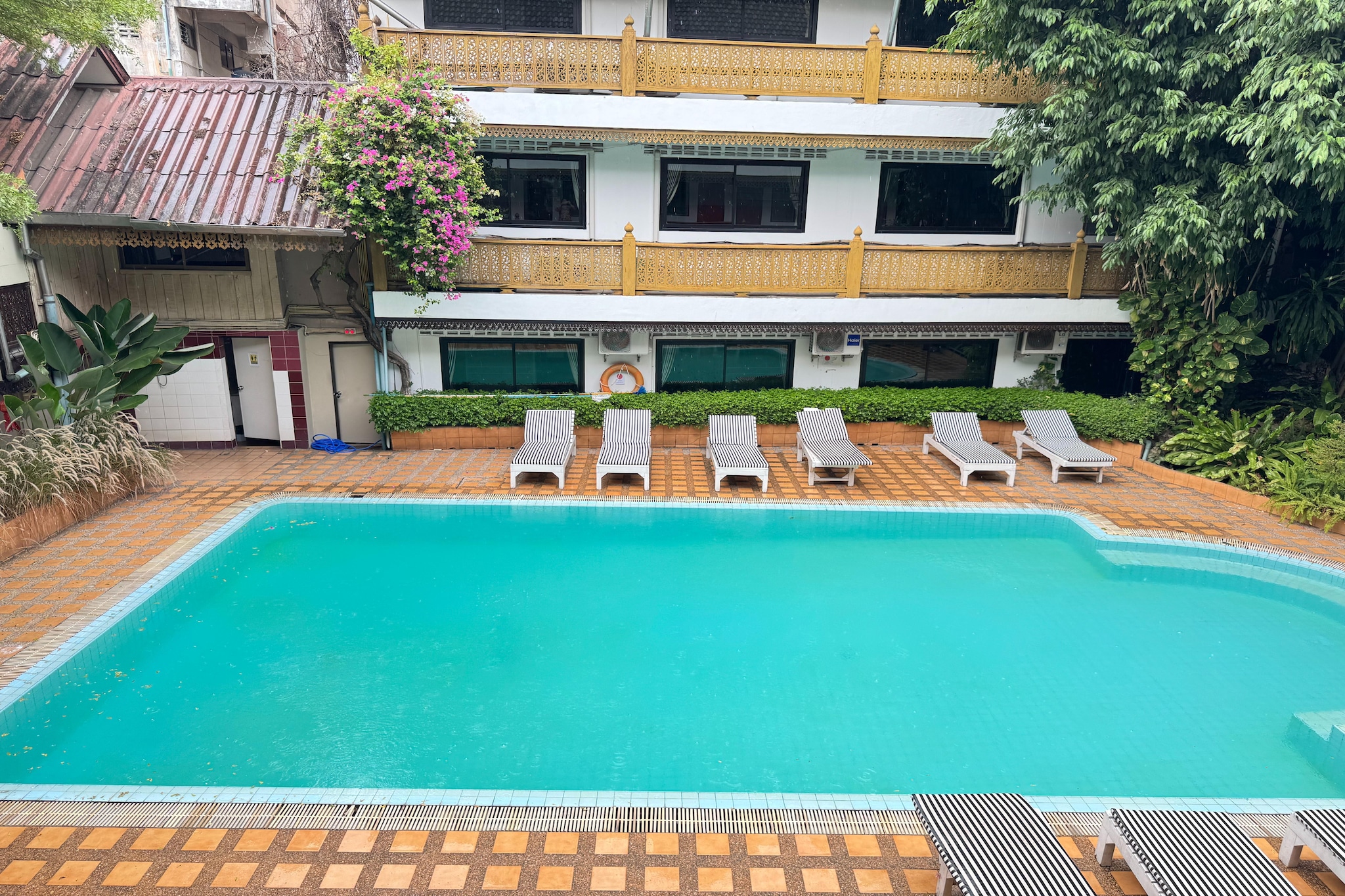 Relaxed Superior Double | Unwind in Style