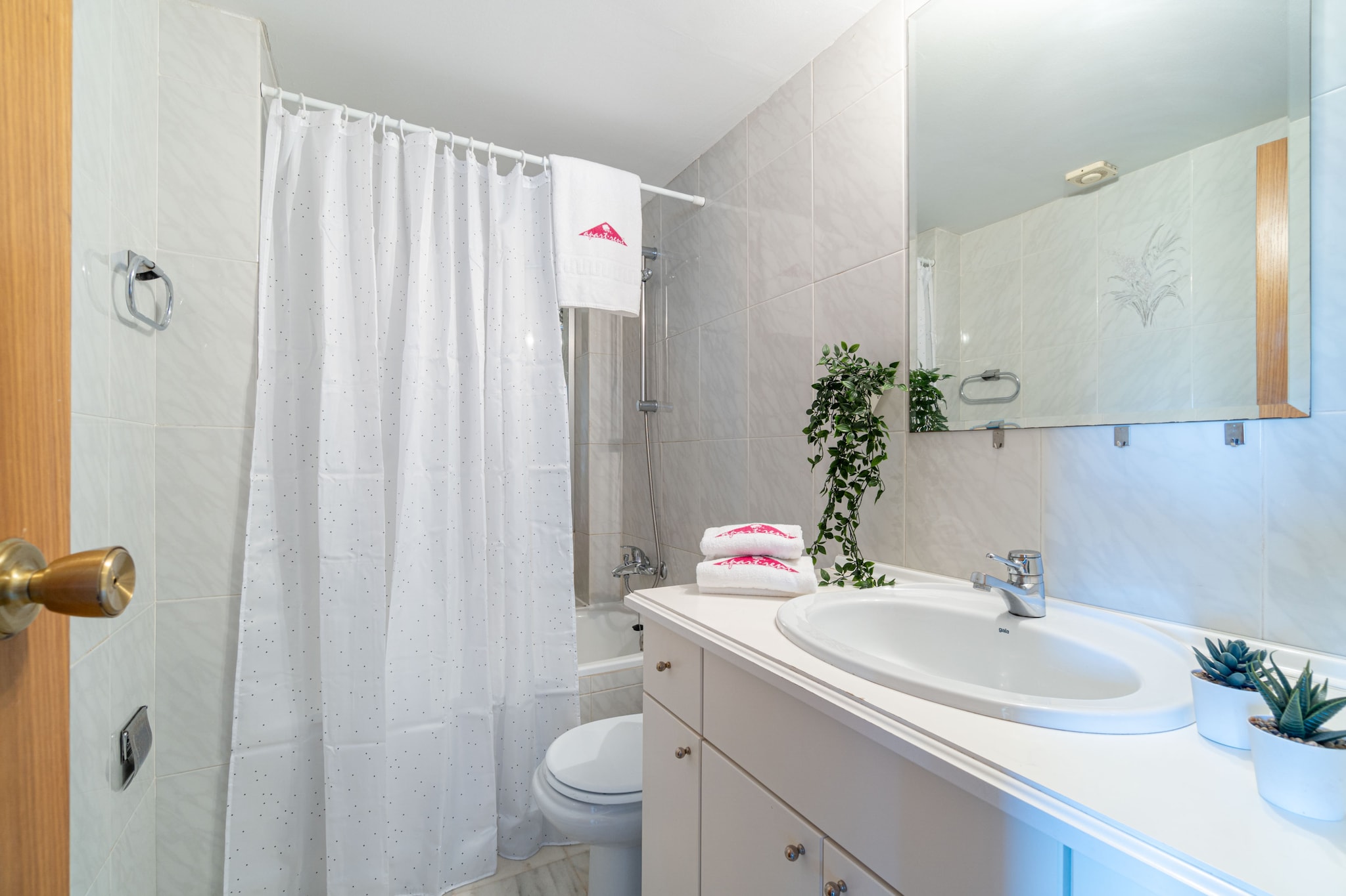 0148-PORT DUCAL ESC: B 3º 2-Badkamer
