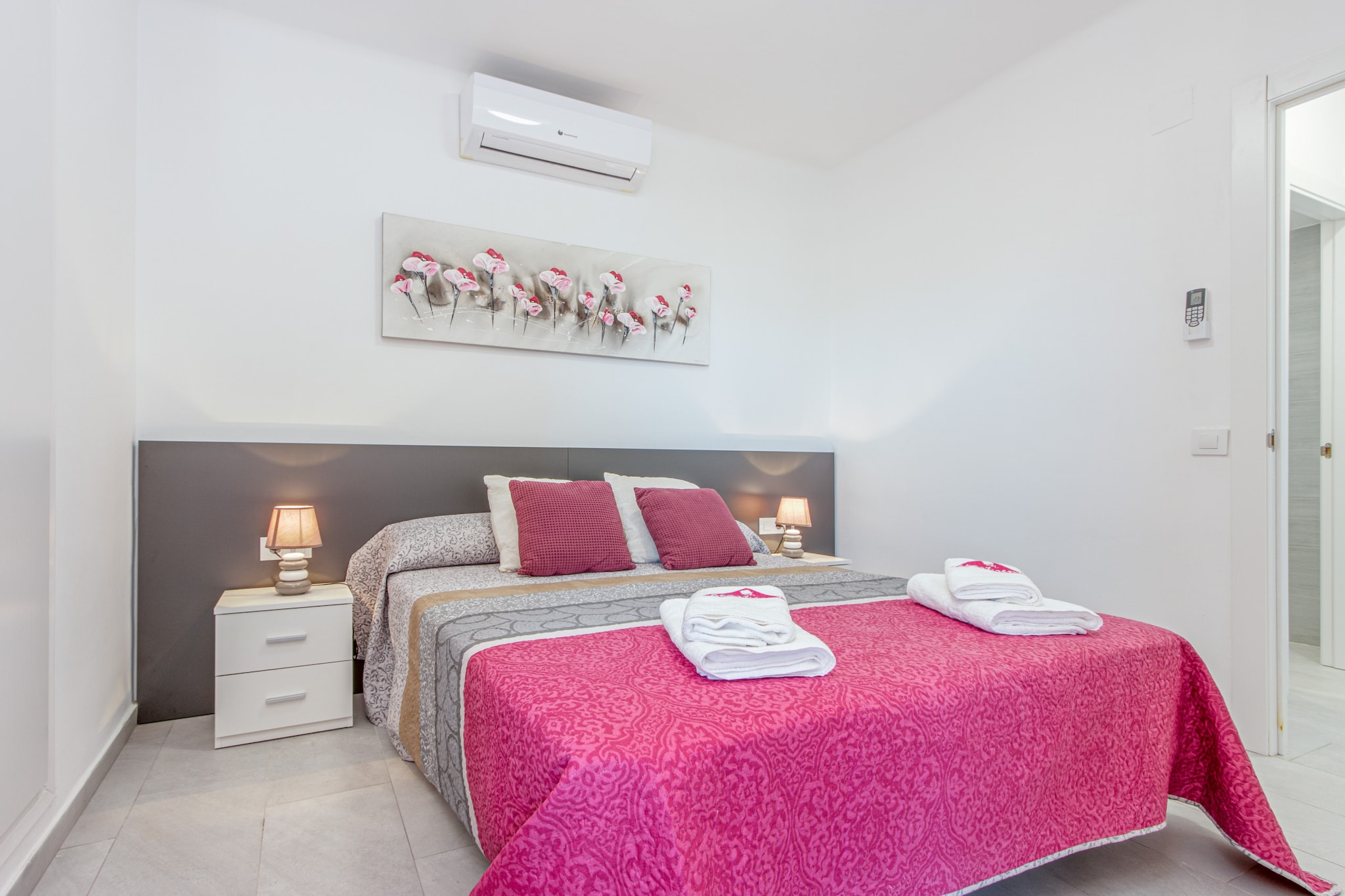 0076-GR PLATJA 13 2º 12-Bedroom