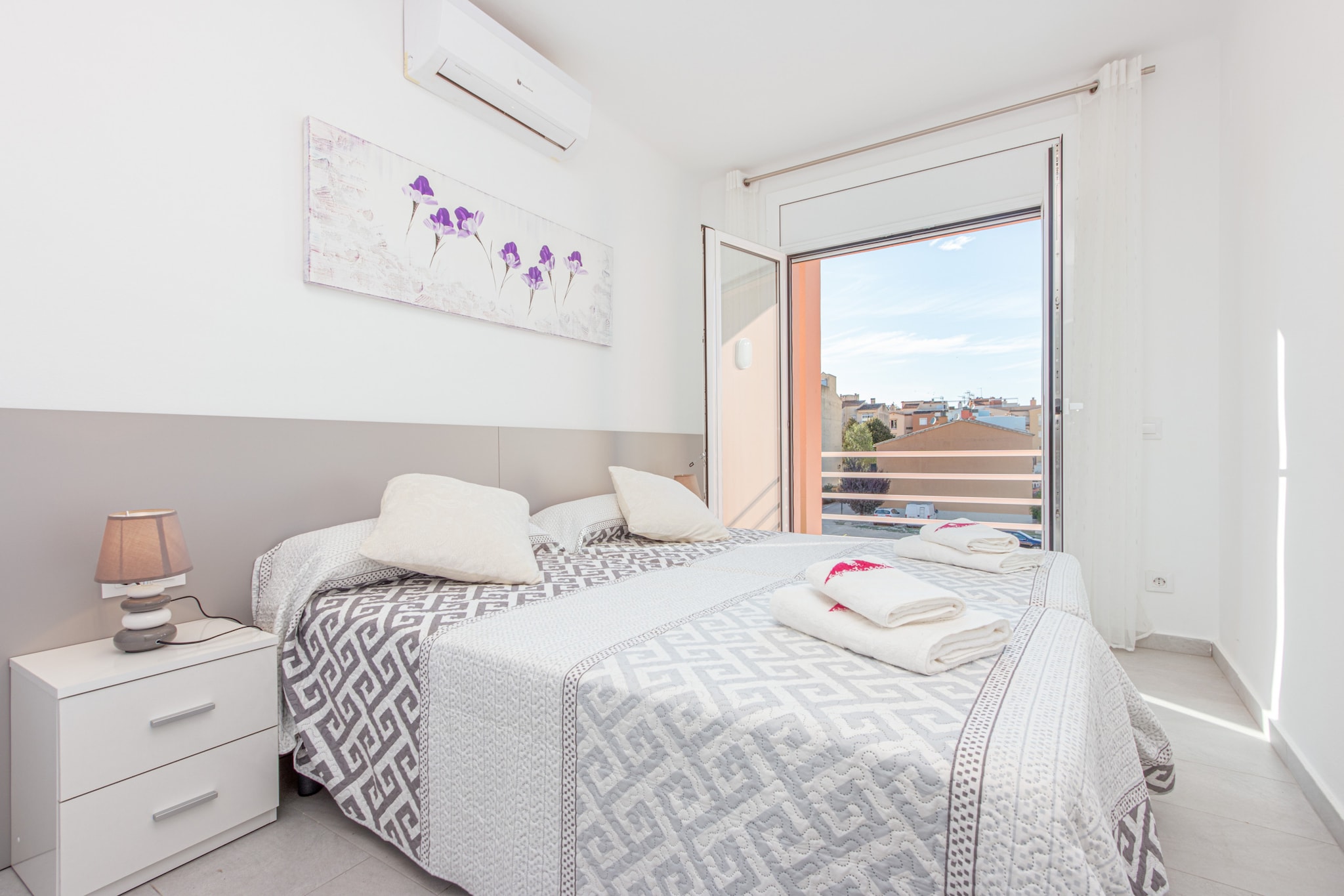 0076-GR PLATJA 13 2º 12-Bedroom