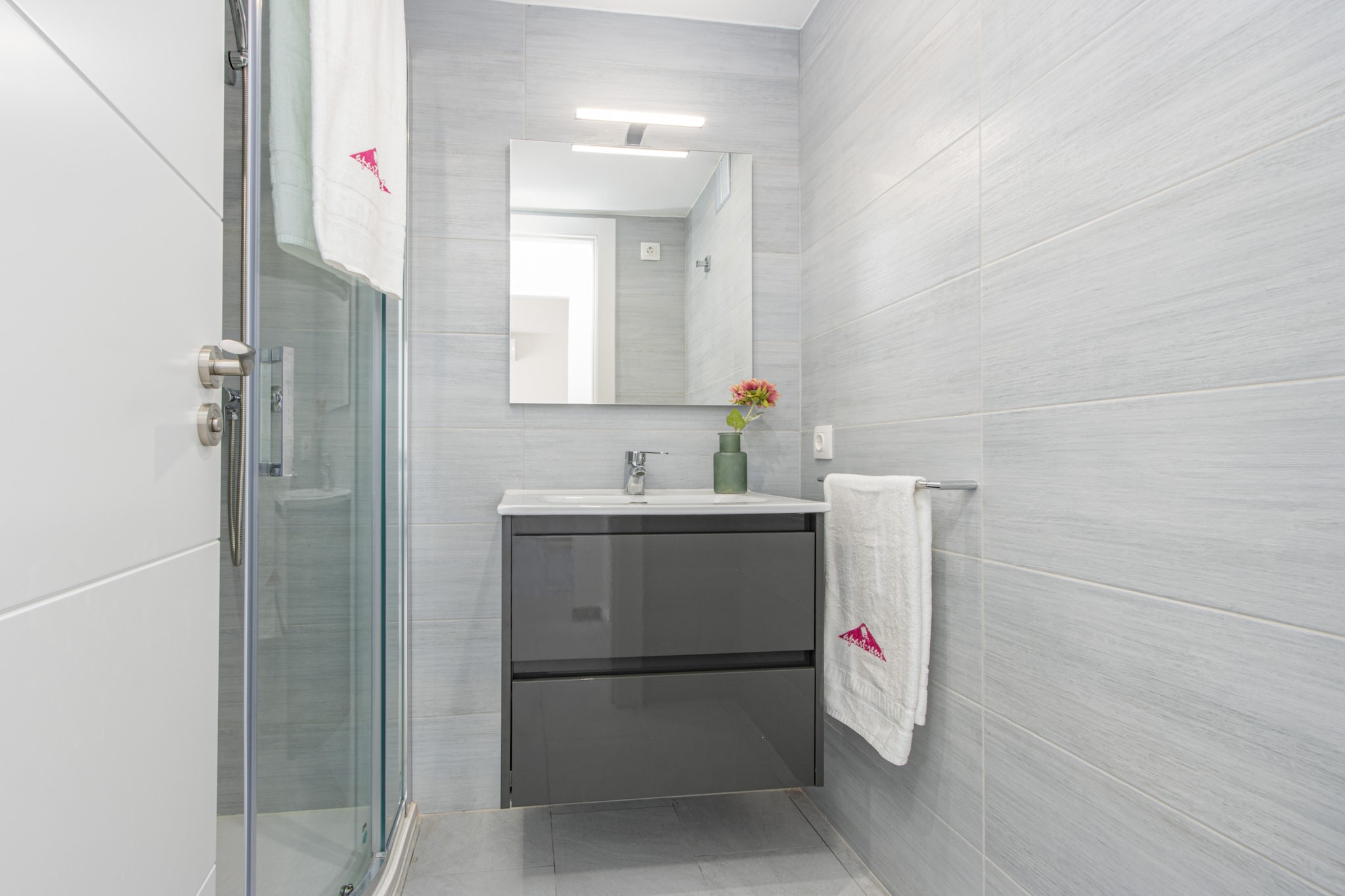 0076-GR PLATJA 13 2º 12-Bathroom