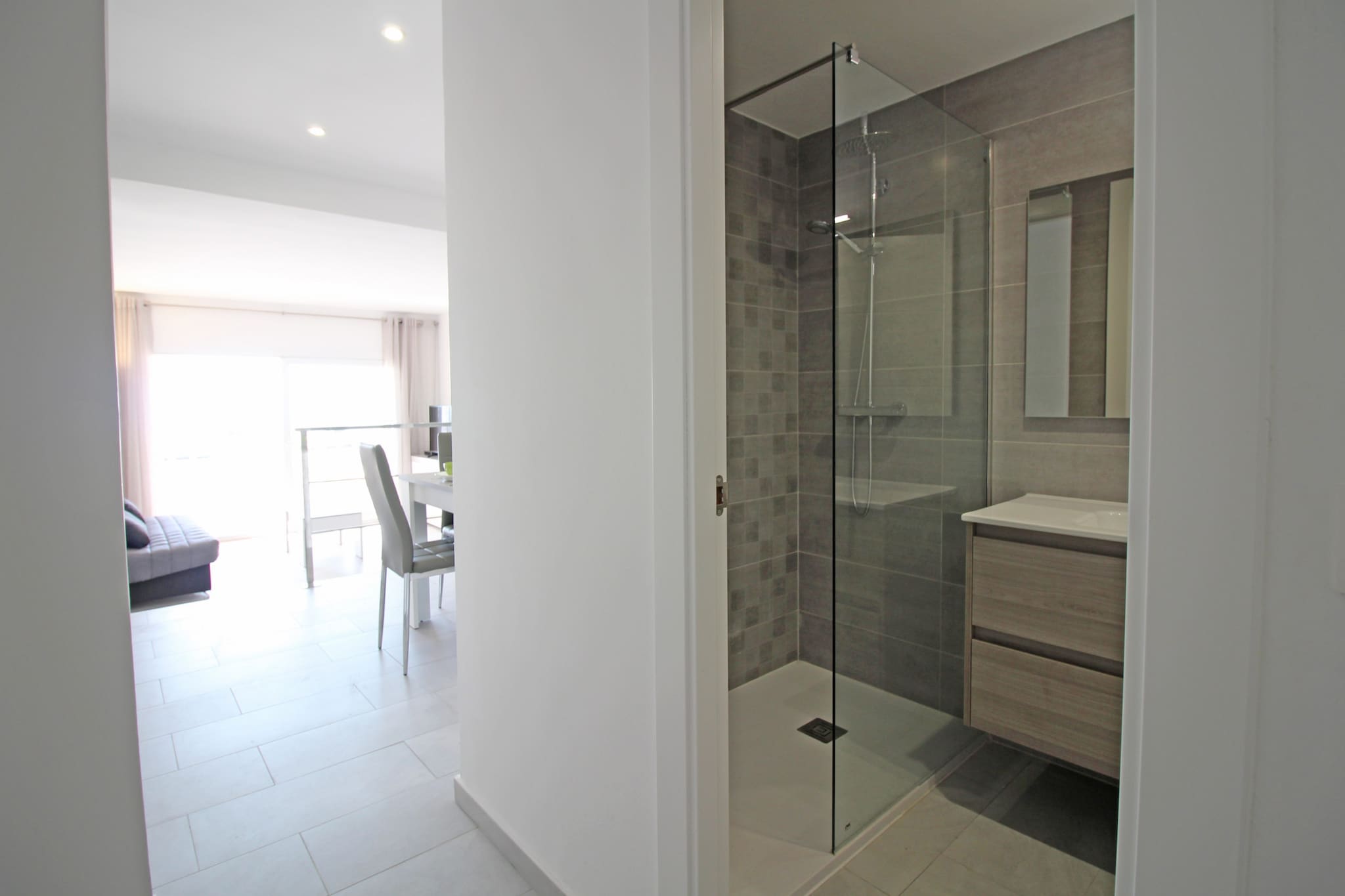 0076-GR PLATJA 13 2º 12-Bathroom