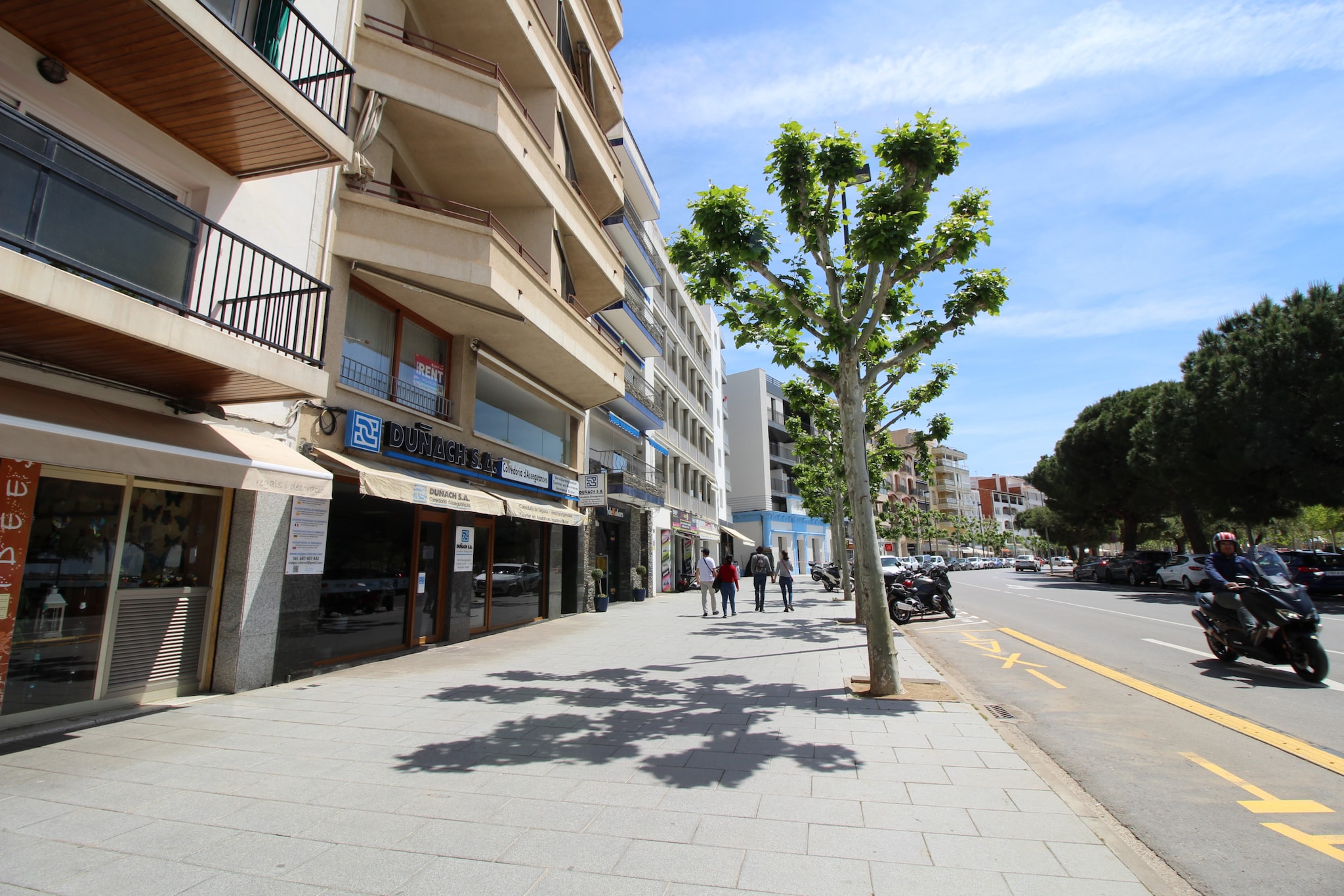 2006-AV. RHODE 89 Entresol +PRK4-5-Extérieur