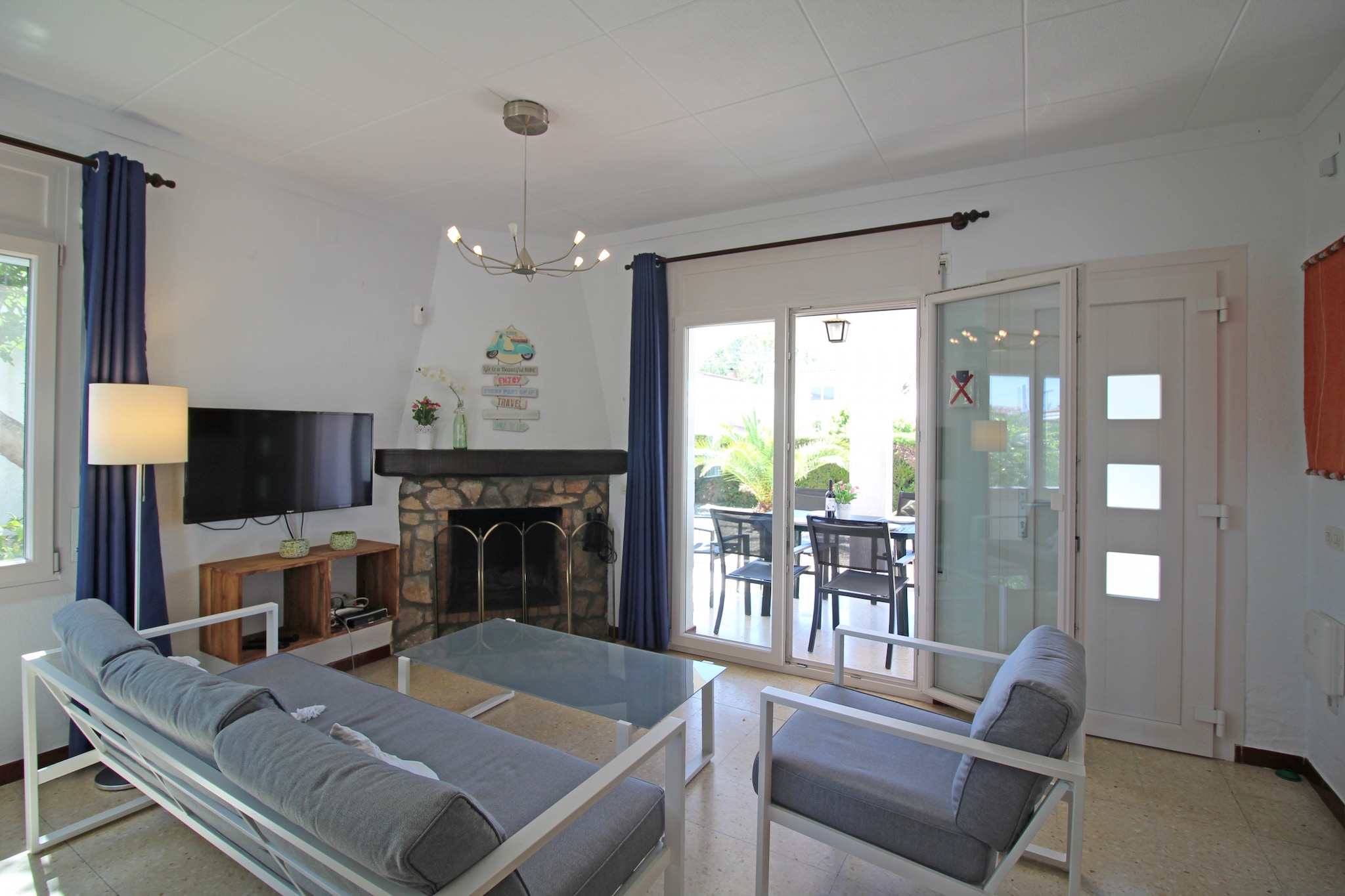 0119-MONTSENY 99-Woonkamer