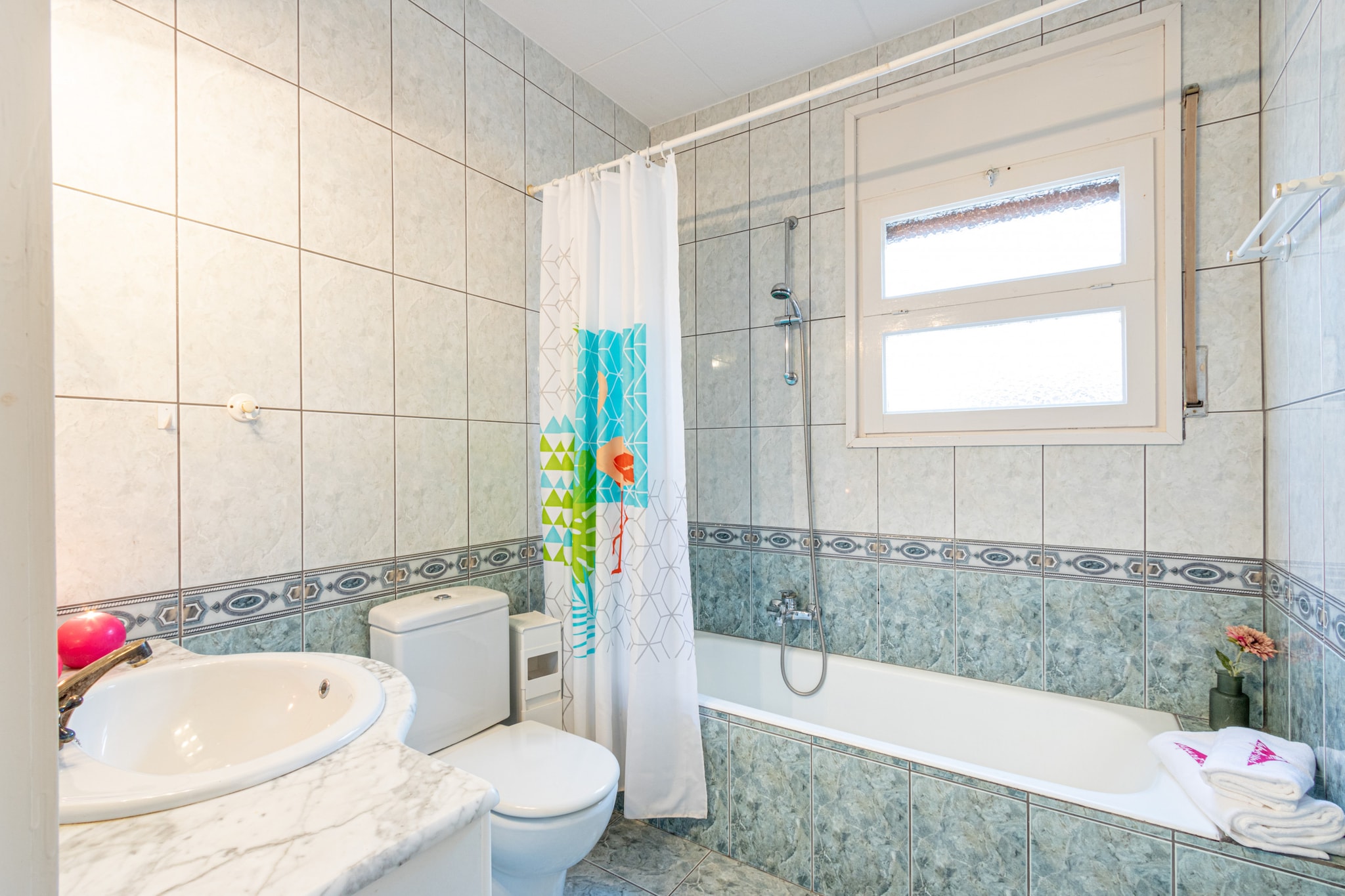 0038-CREUS 33 A-Badkamer