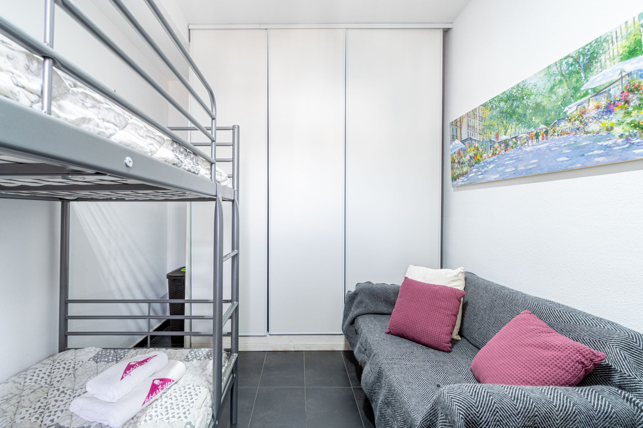 0137-SANT MAURICI 66 2º 6-Chambre