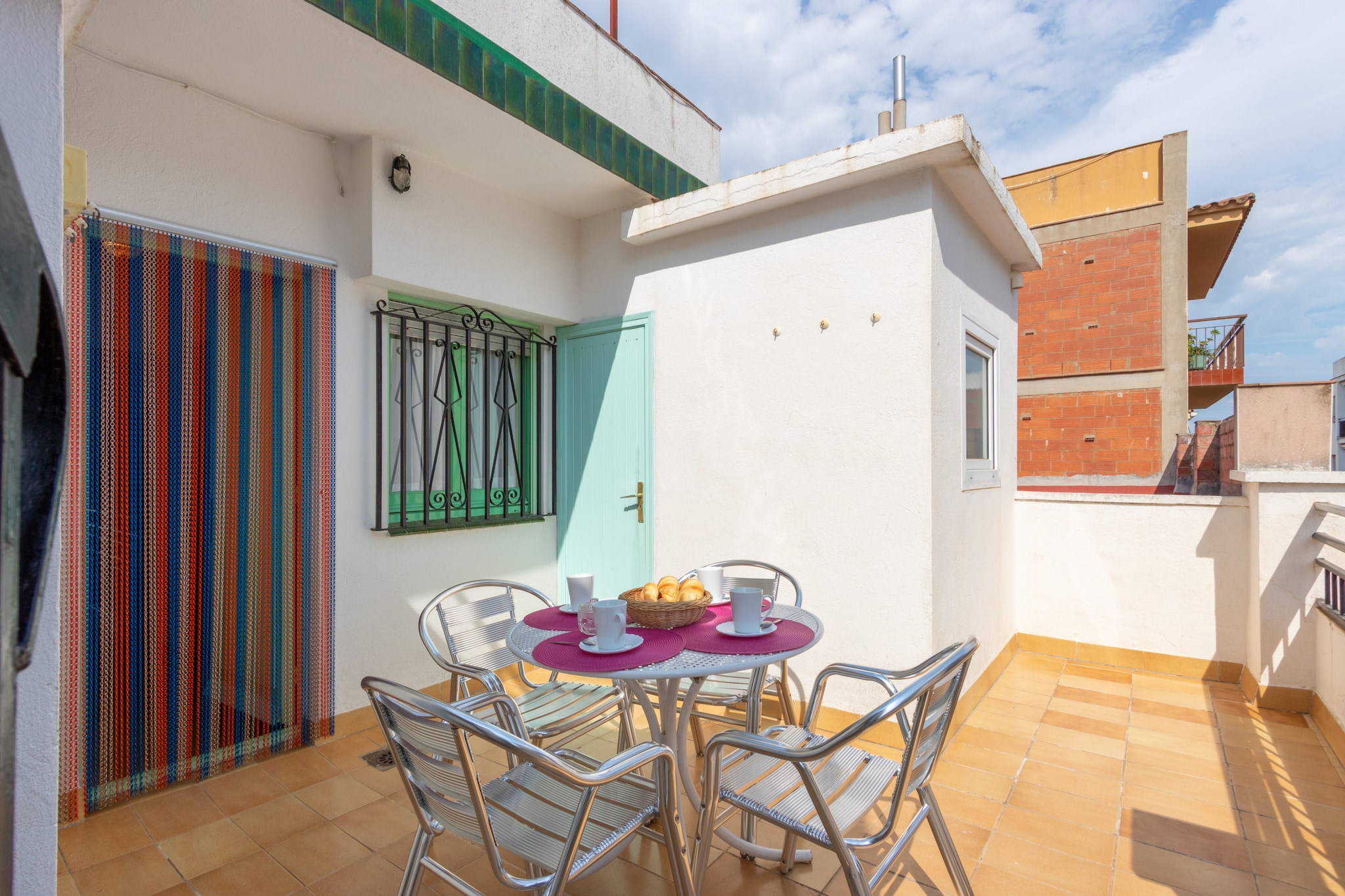 2027-POETA MARQUINA 10 2º-Terrasse