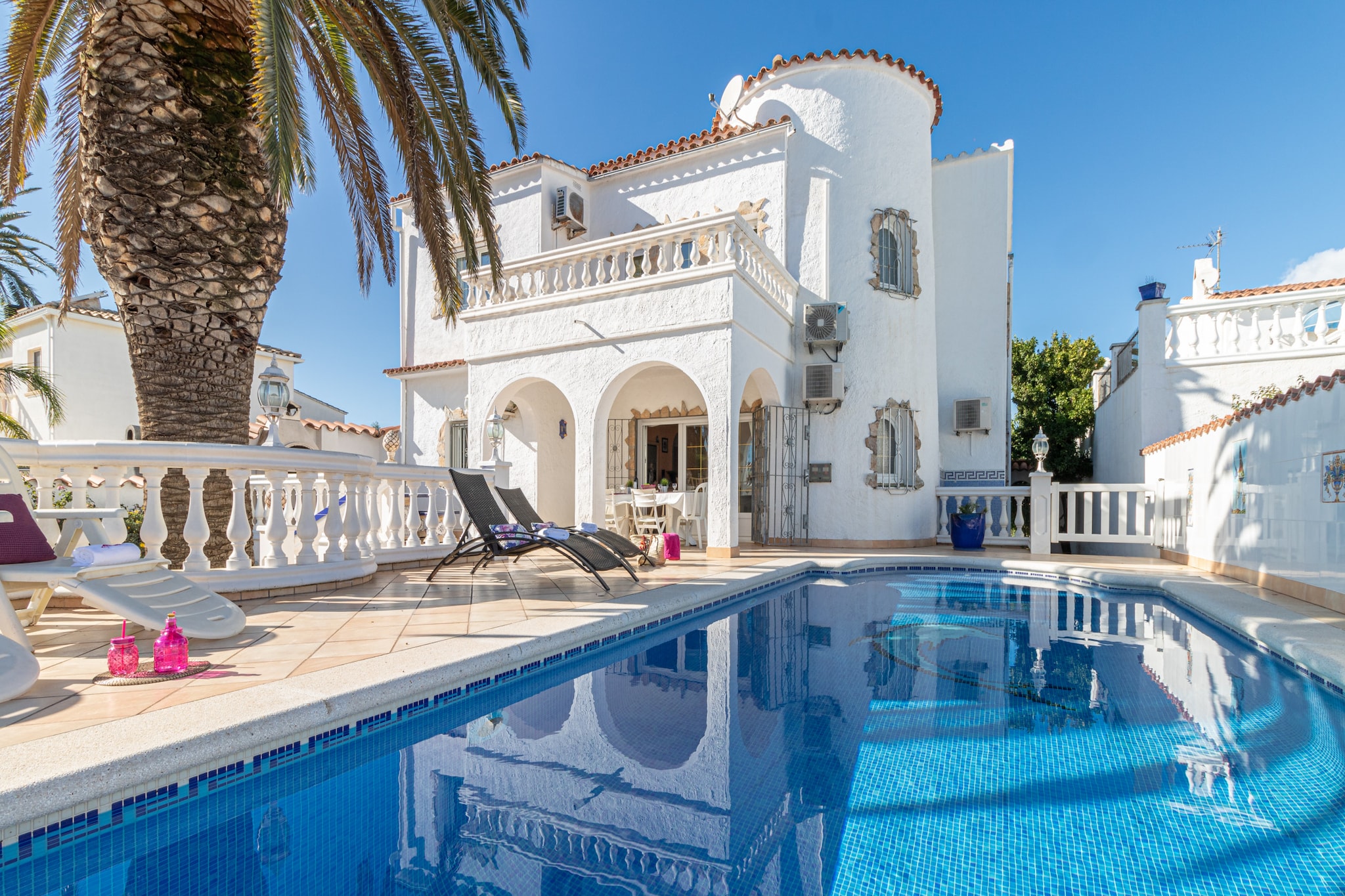 poolofhouse