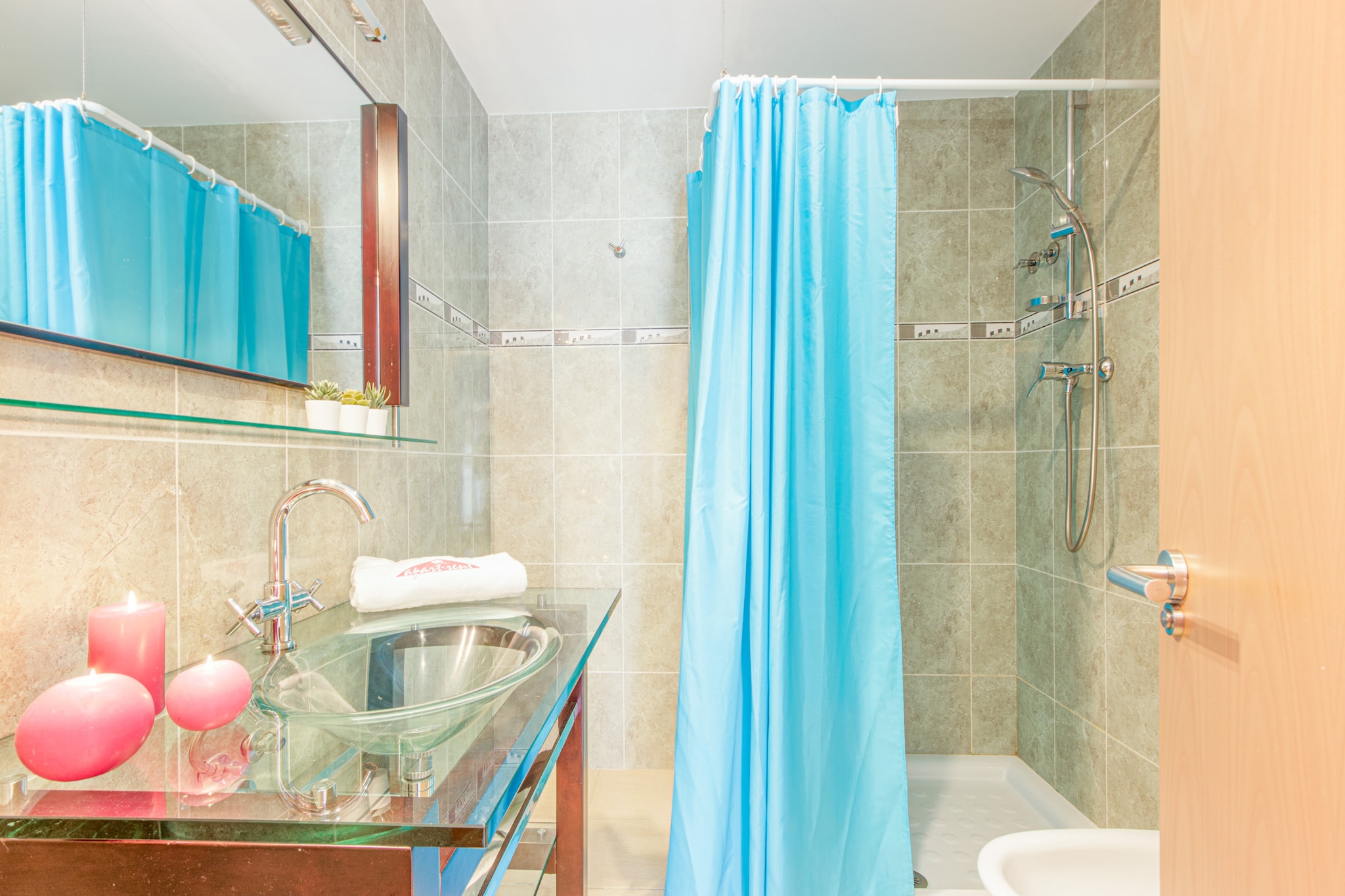 0005-ALBERES 201 C-Badkamer