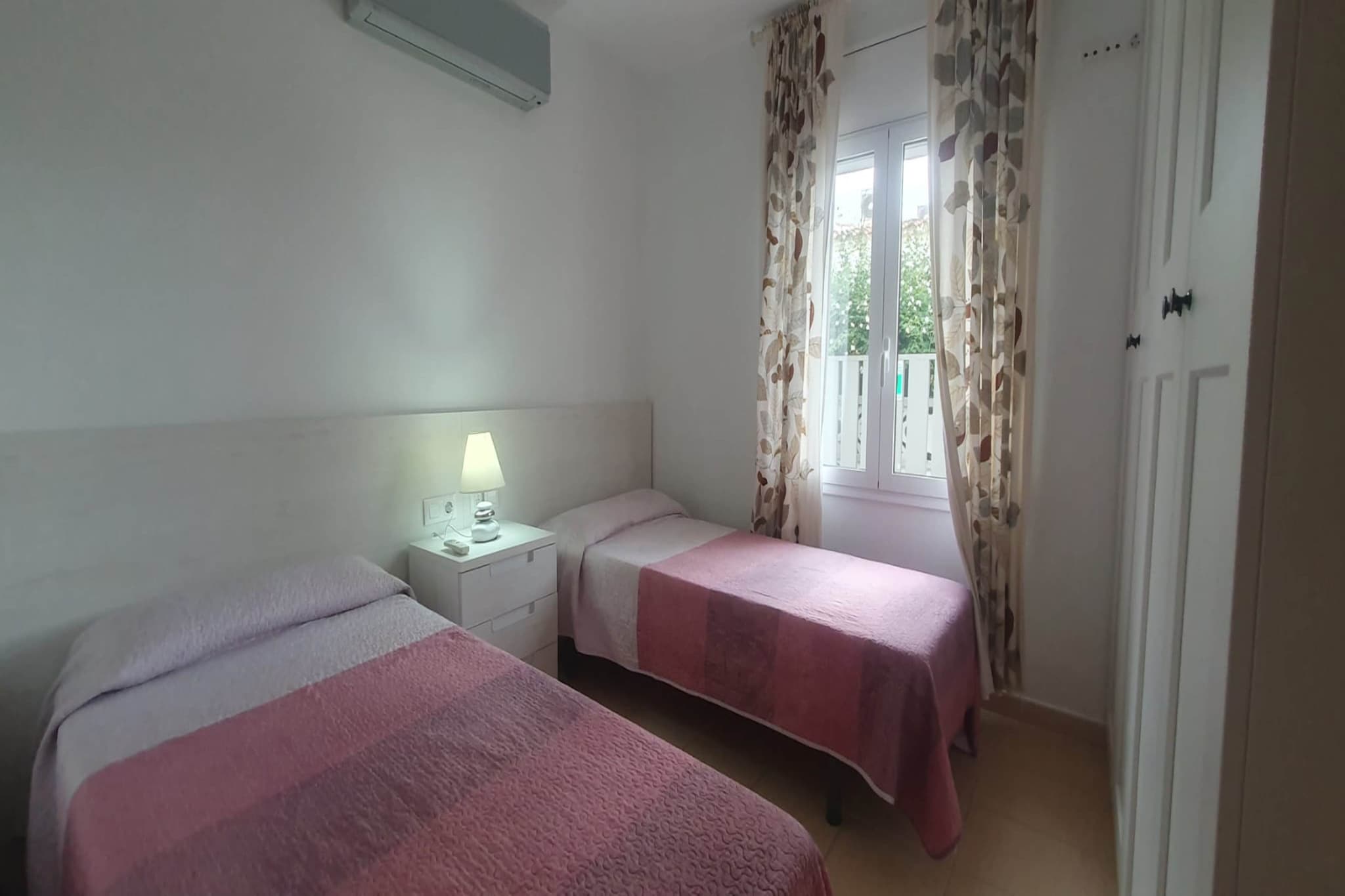 0005-ALBERES 201 C-Slaapkamer