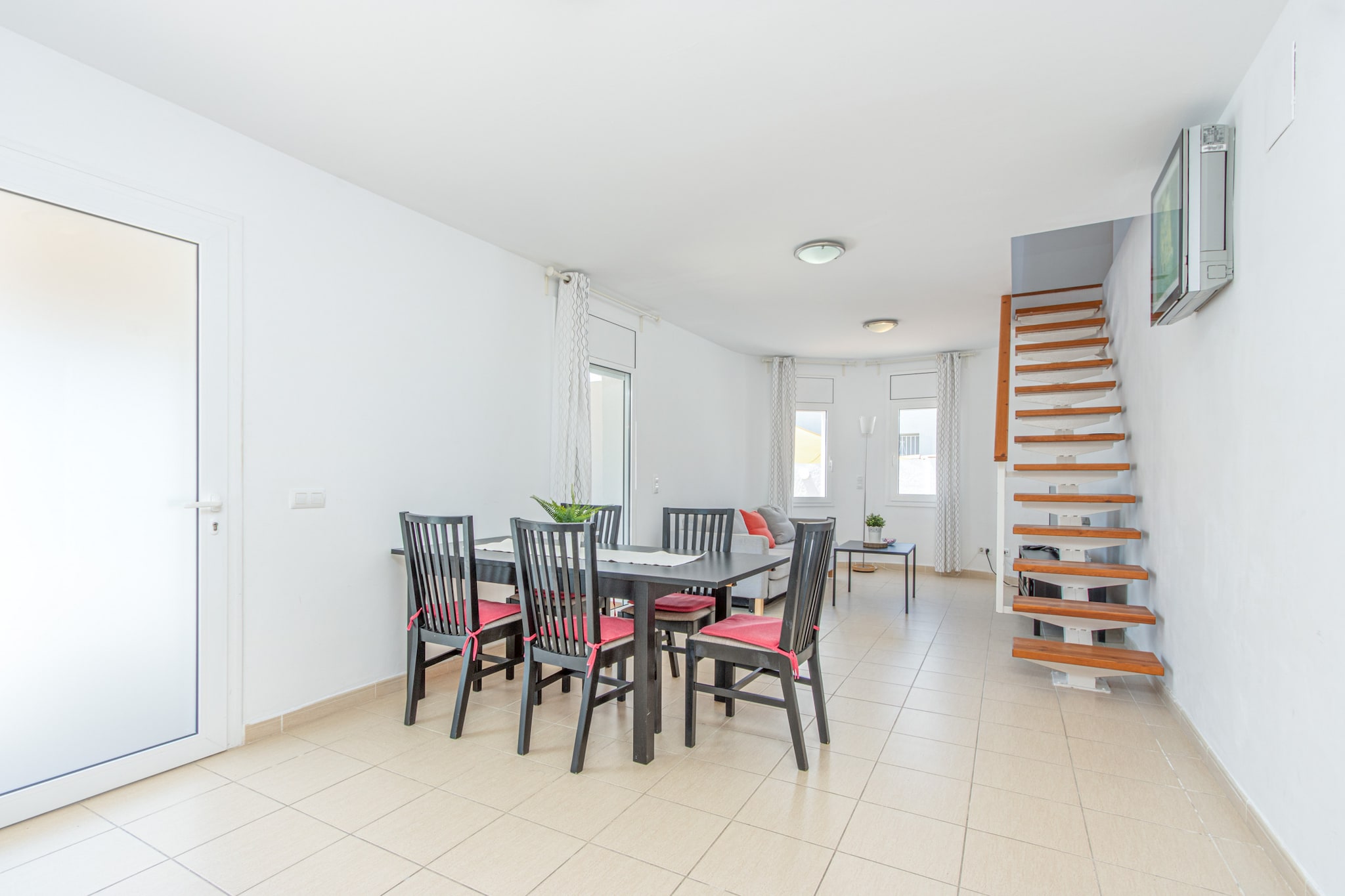 0005-ALBERES 201 C-Eetkamer