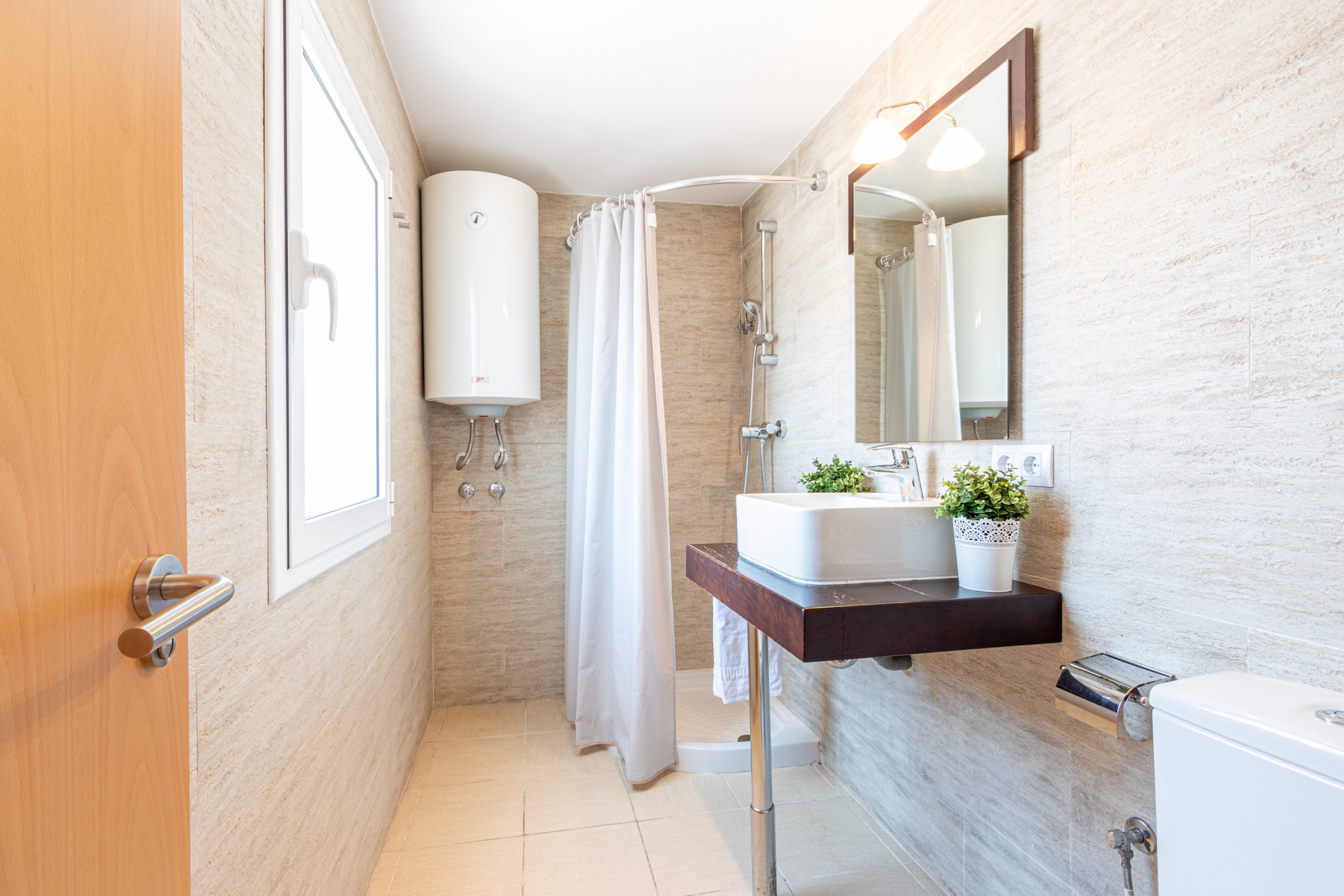 0005-ALBERES 201 C-Badkamer