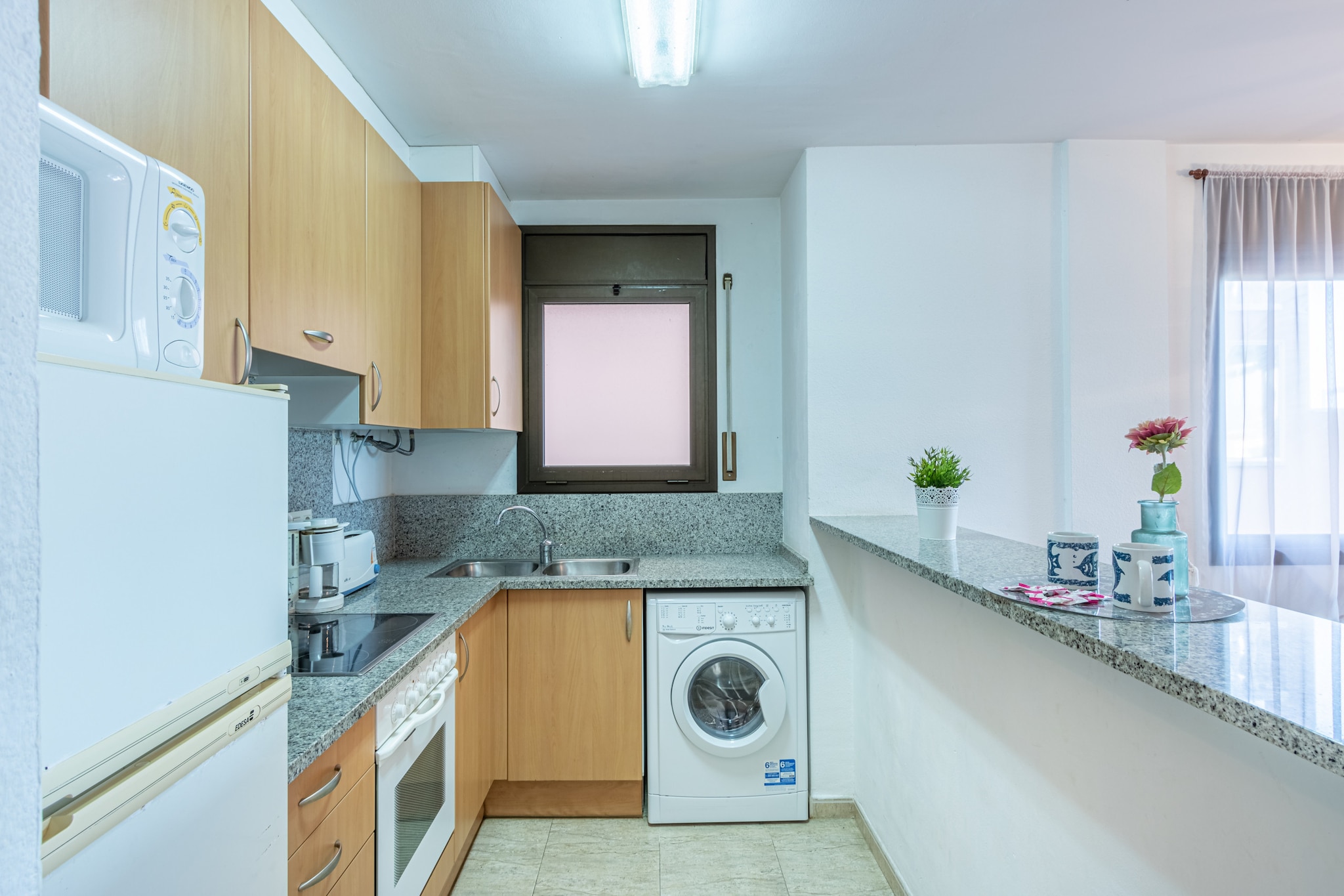 0087-GR MIRABLAU A PB 6-Kitchen