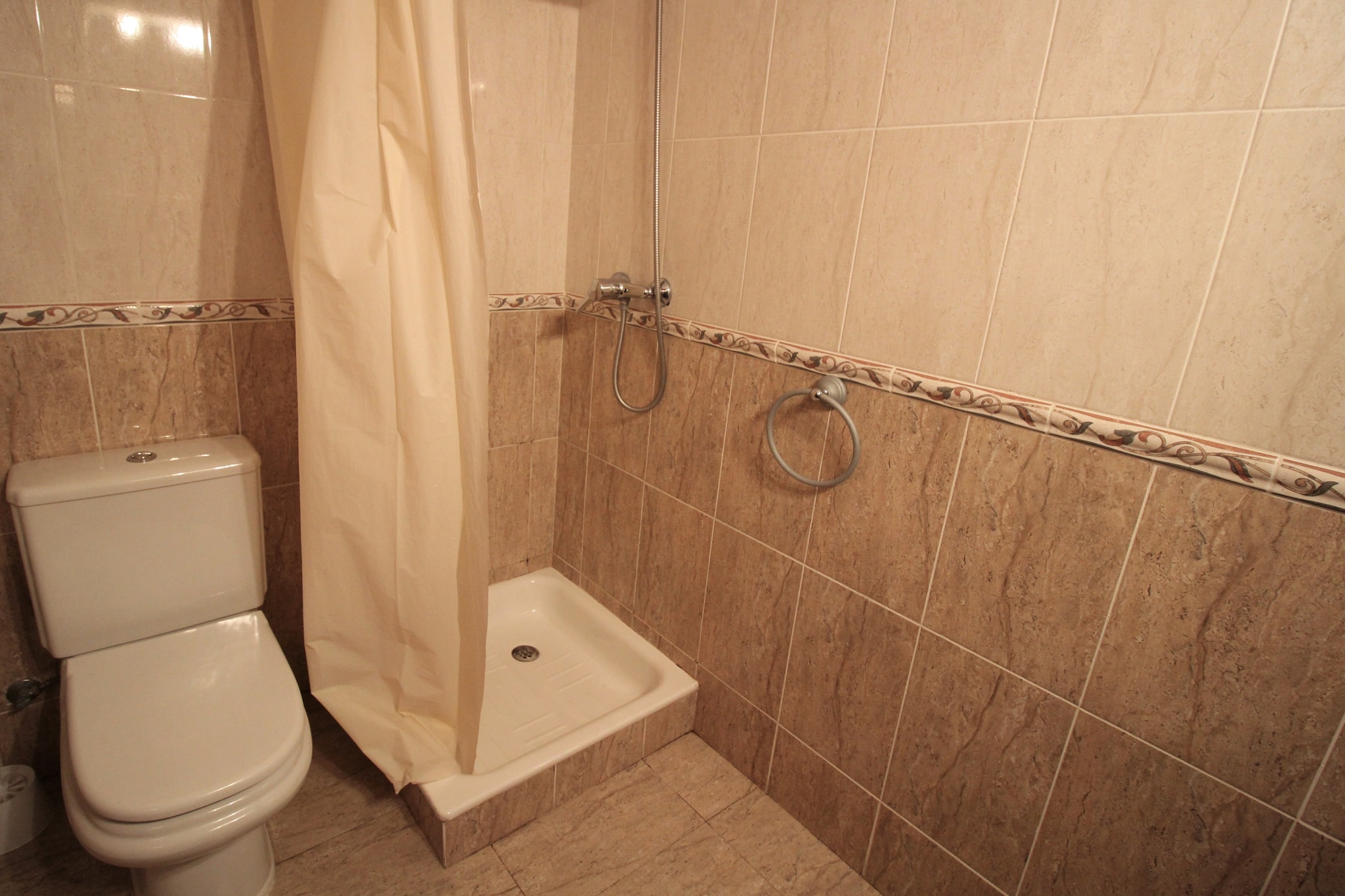 0087-GR MIRABLAU A PB 6-Bathroom