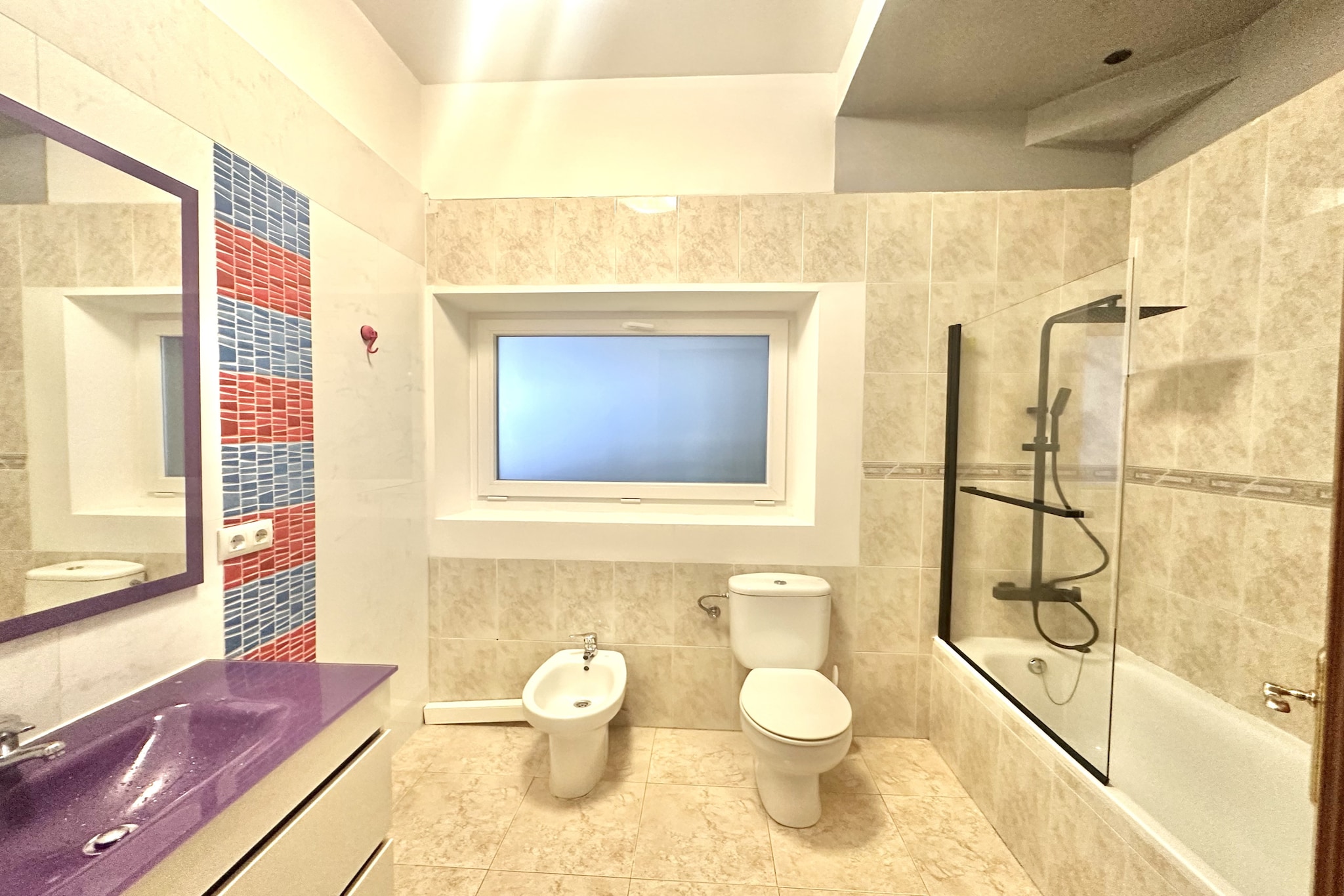 0125-MONTGRI 18-Badkamer