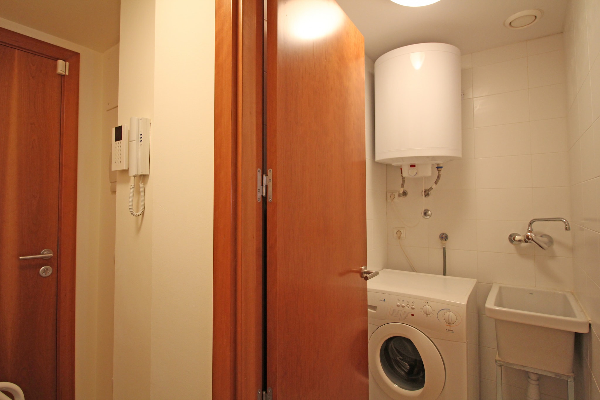 8010-MIL.LENI II ESC. 3 1º 2 + PRK 86-Badkamer