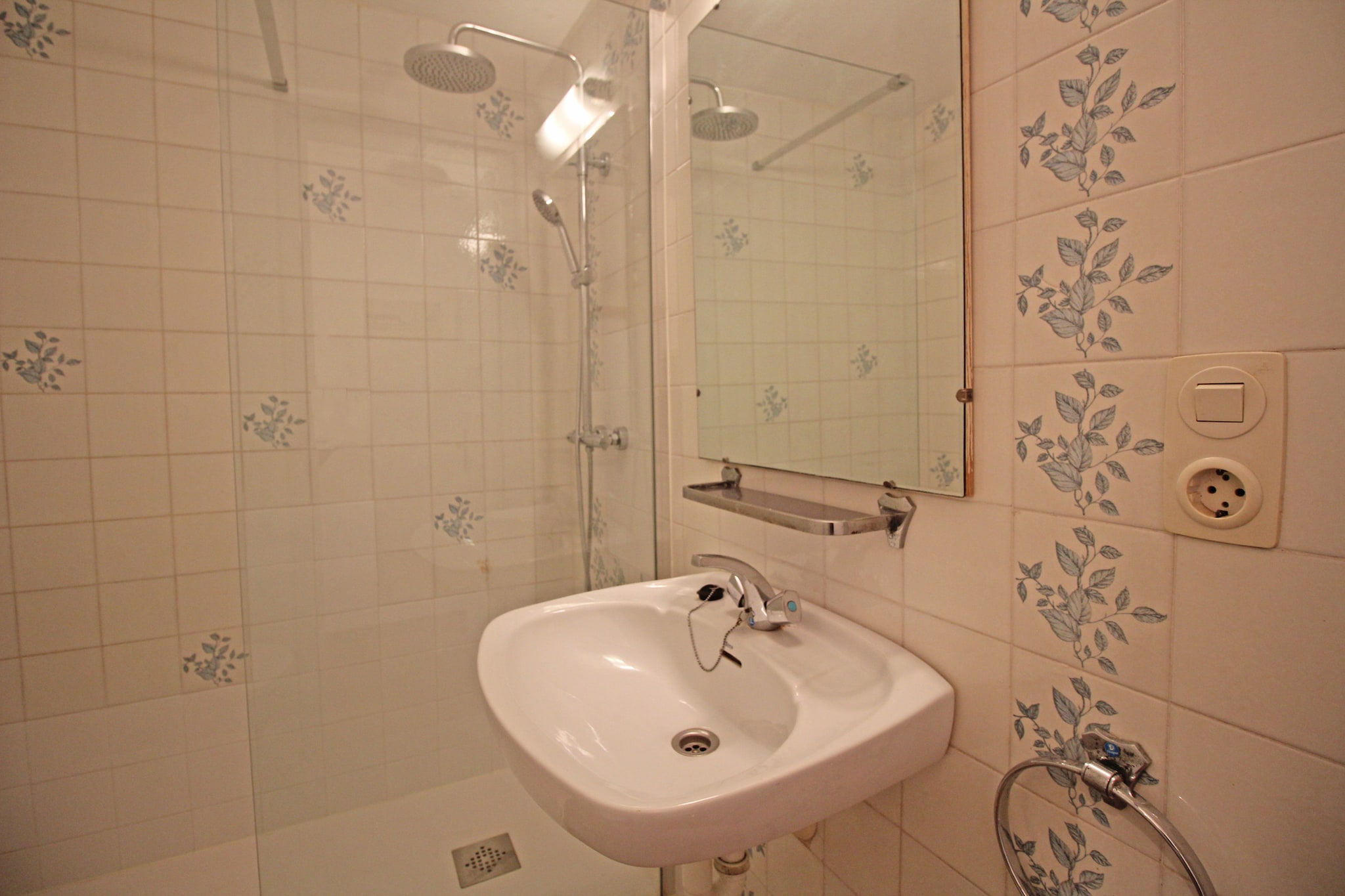 0167-POBLAT TIPIC 3 R 2ºB-Bathroom