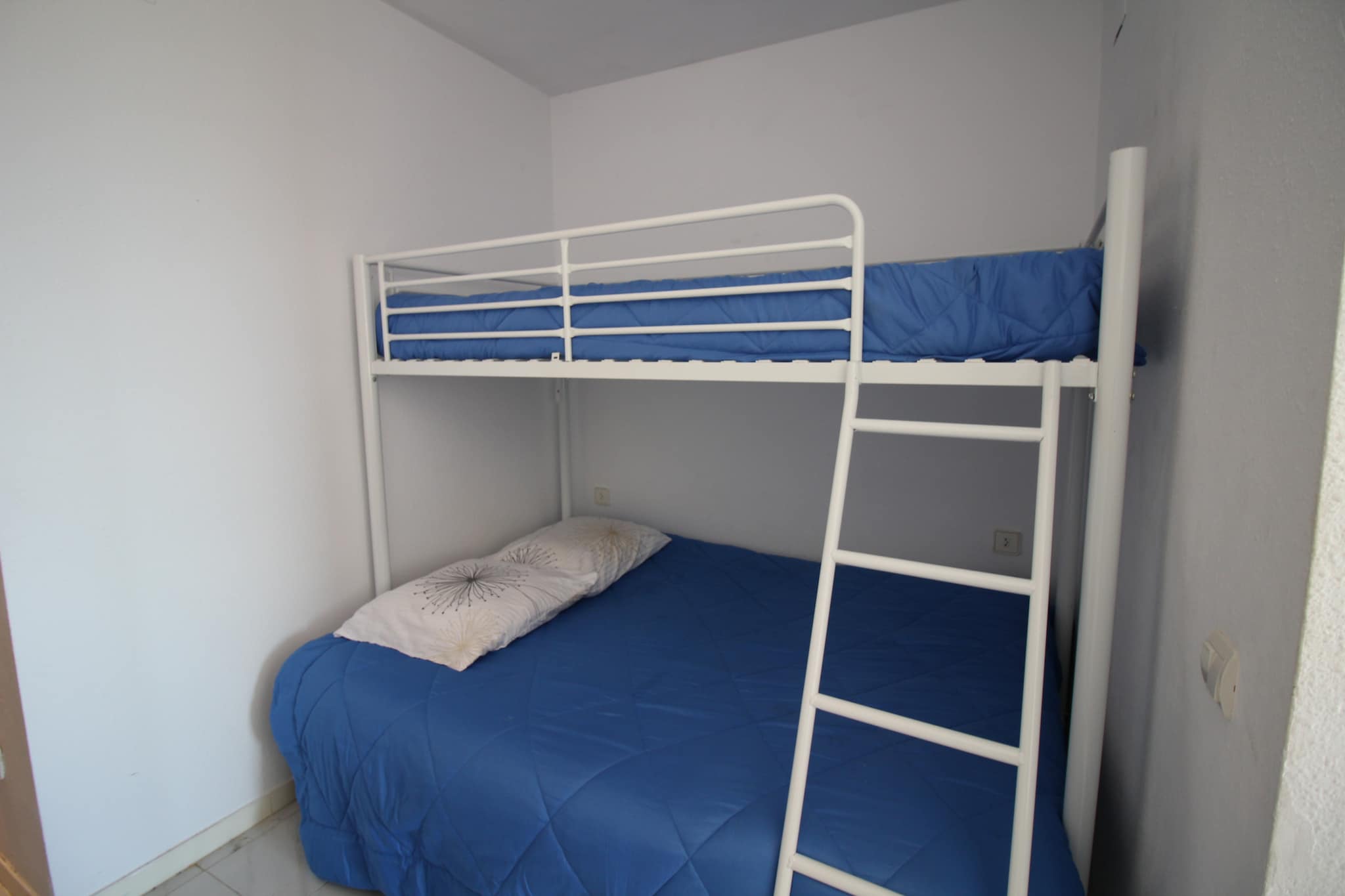 0111-MIAMI 7º 6-Schlafzimmer