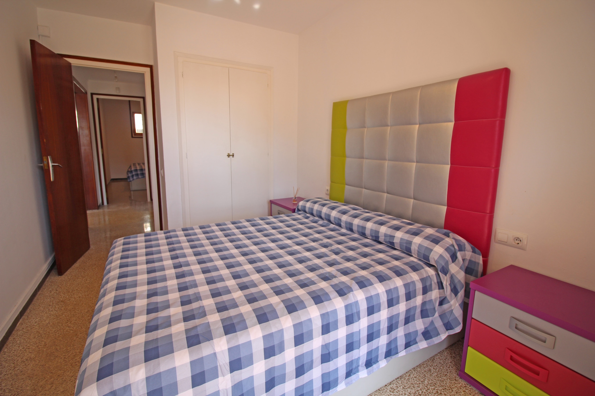 8001-SANT MORI 16 1º 11-Chambre