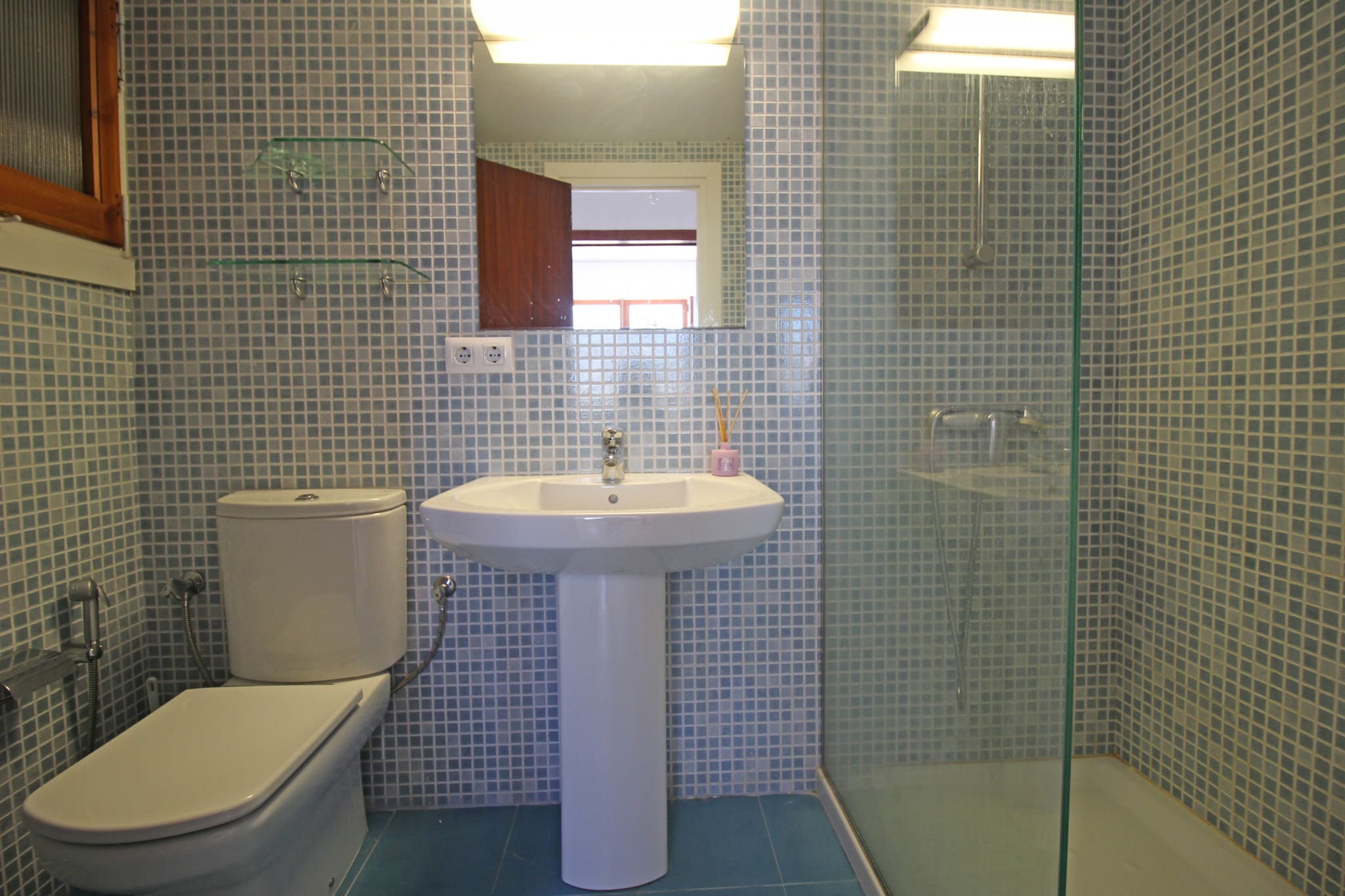 8001-SANT MORI 16 1º 11-Salle de bain