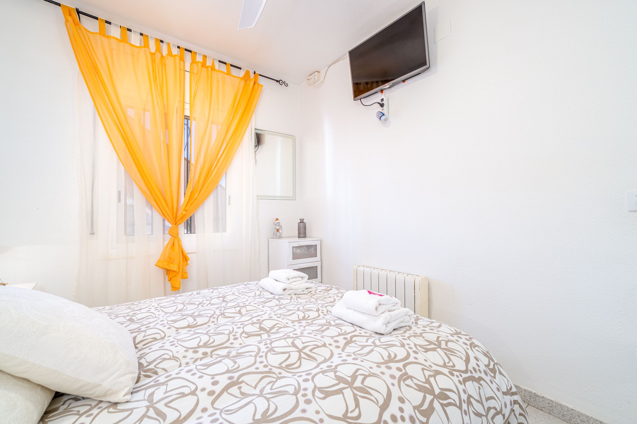 0136-SANT MAURICI 65 2º 5+ PRK47-Chambre