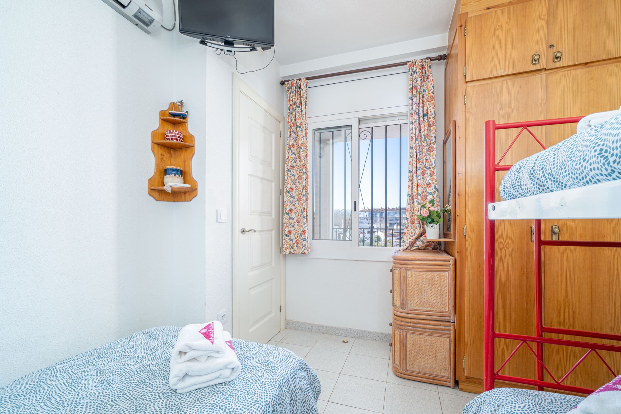 0136-SANT MAURICI 65 2º 5+ PRK47-Chambre