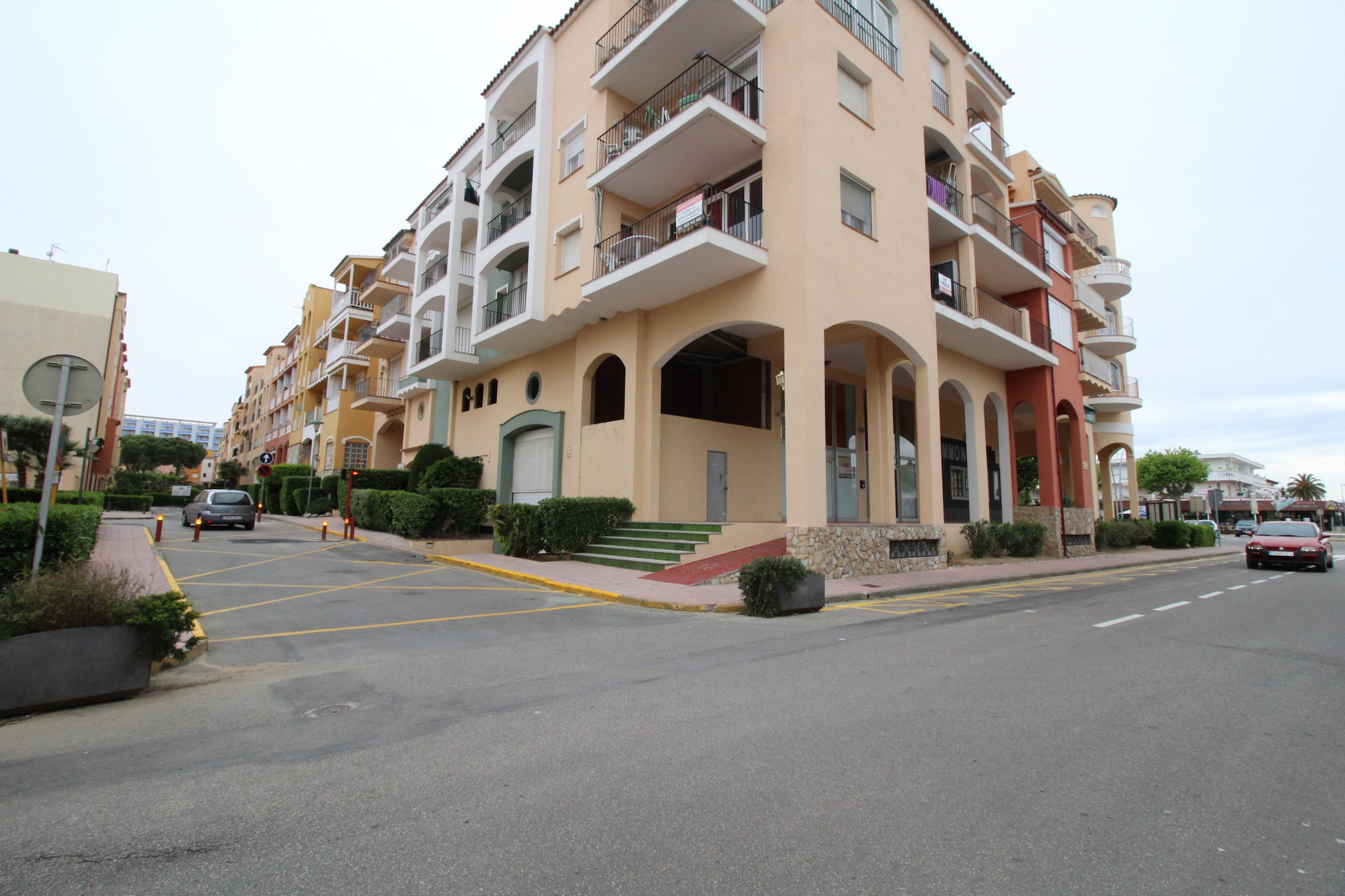0055-GR RESERVA 26 1º 73