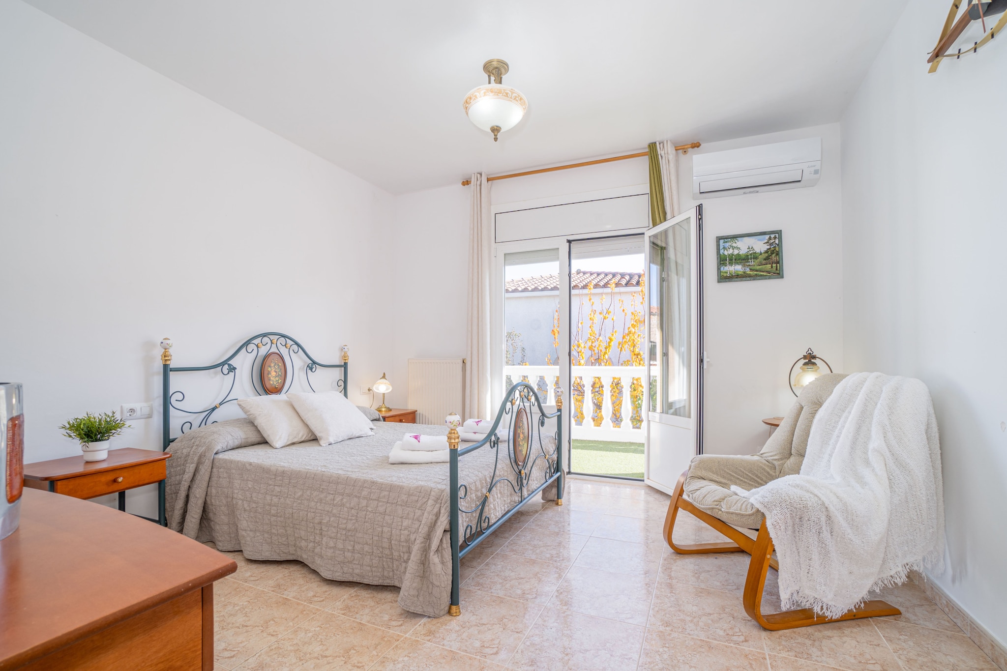 0007-REQUESENS 63 B-Bedroom