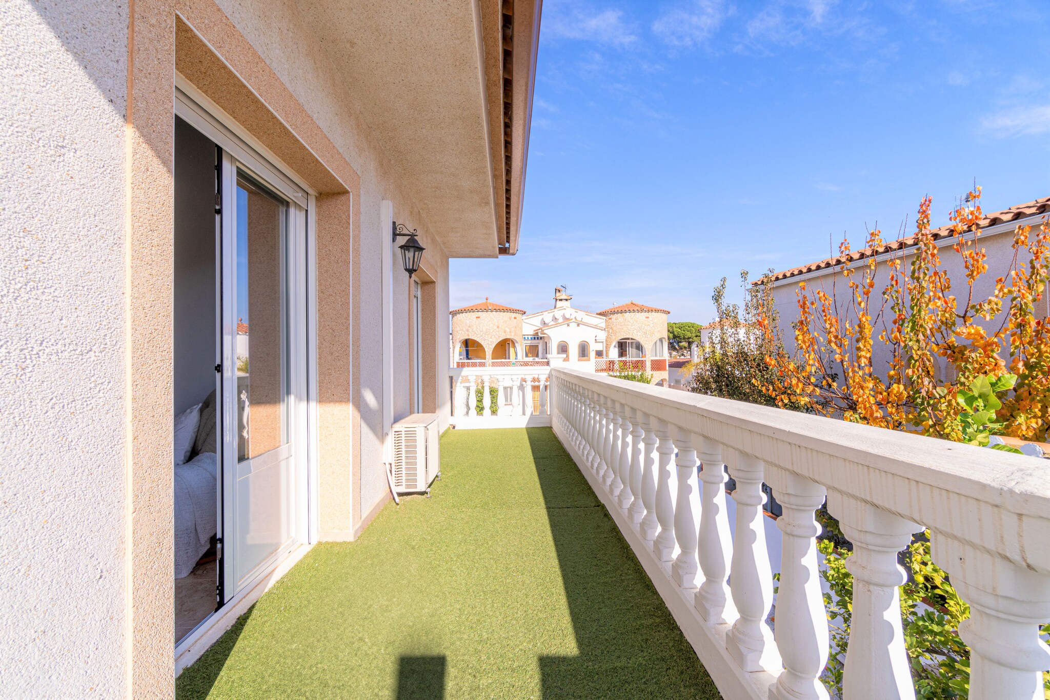 0007-REQUESENS 63 B-Terrace