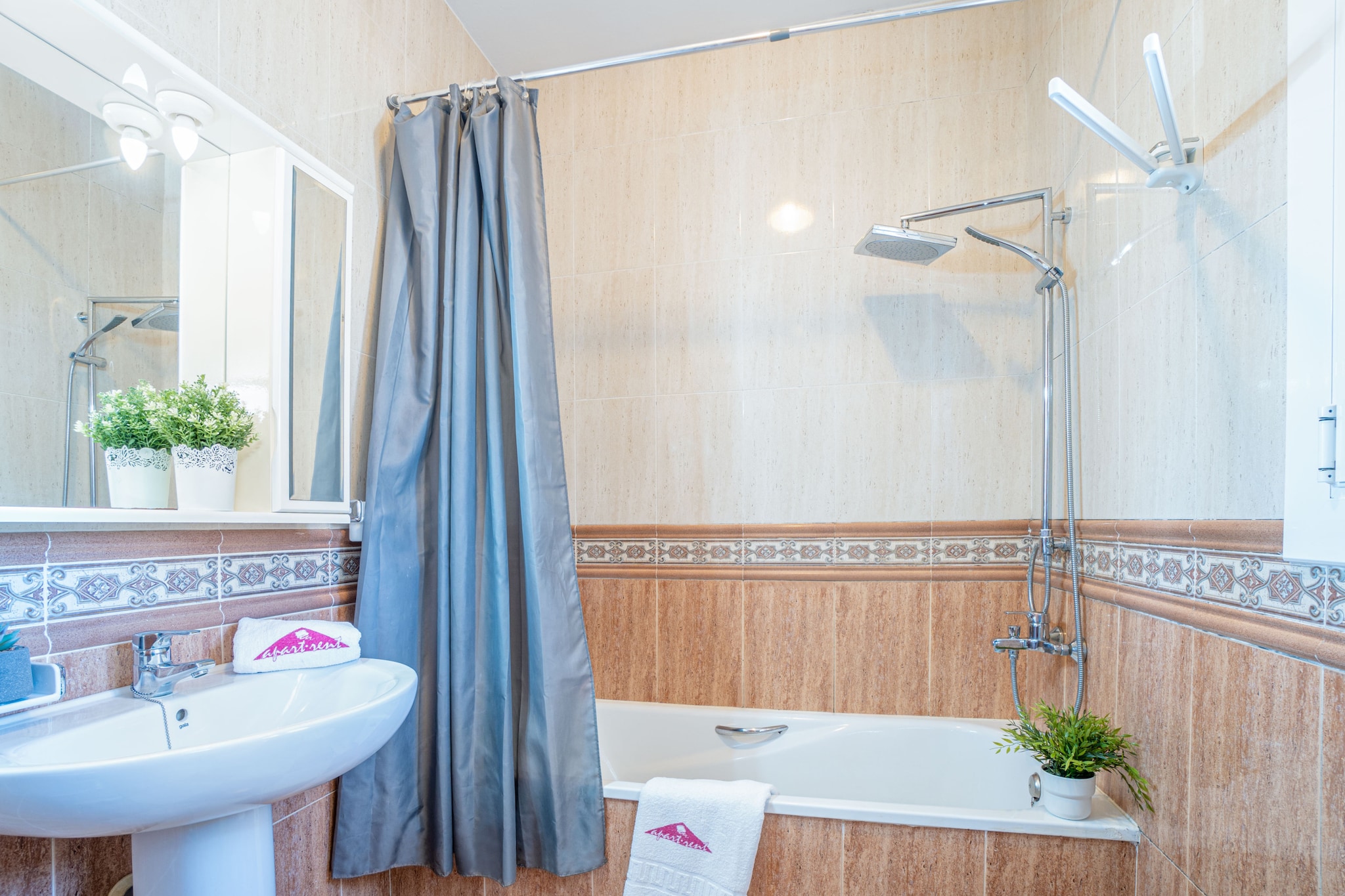 0007-REQUESENS 63 B-Bathroom
