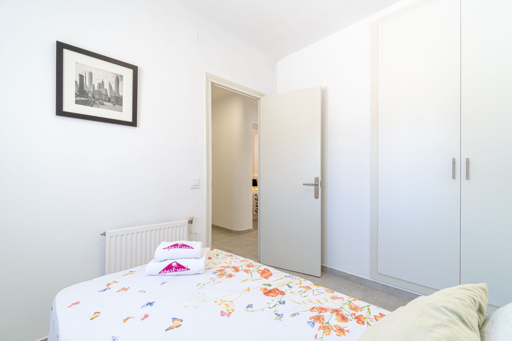 0100-LLOBREGAT 25 B-Slaapkamer