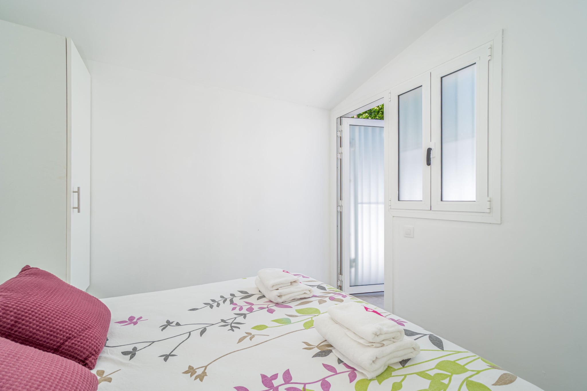 0100-LLOBREGAT 25 B-Slaapkamer