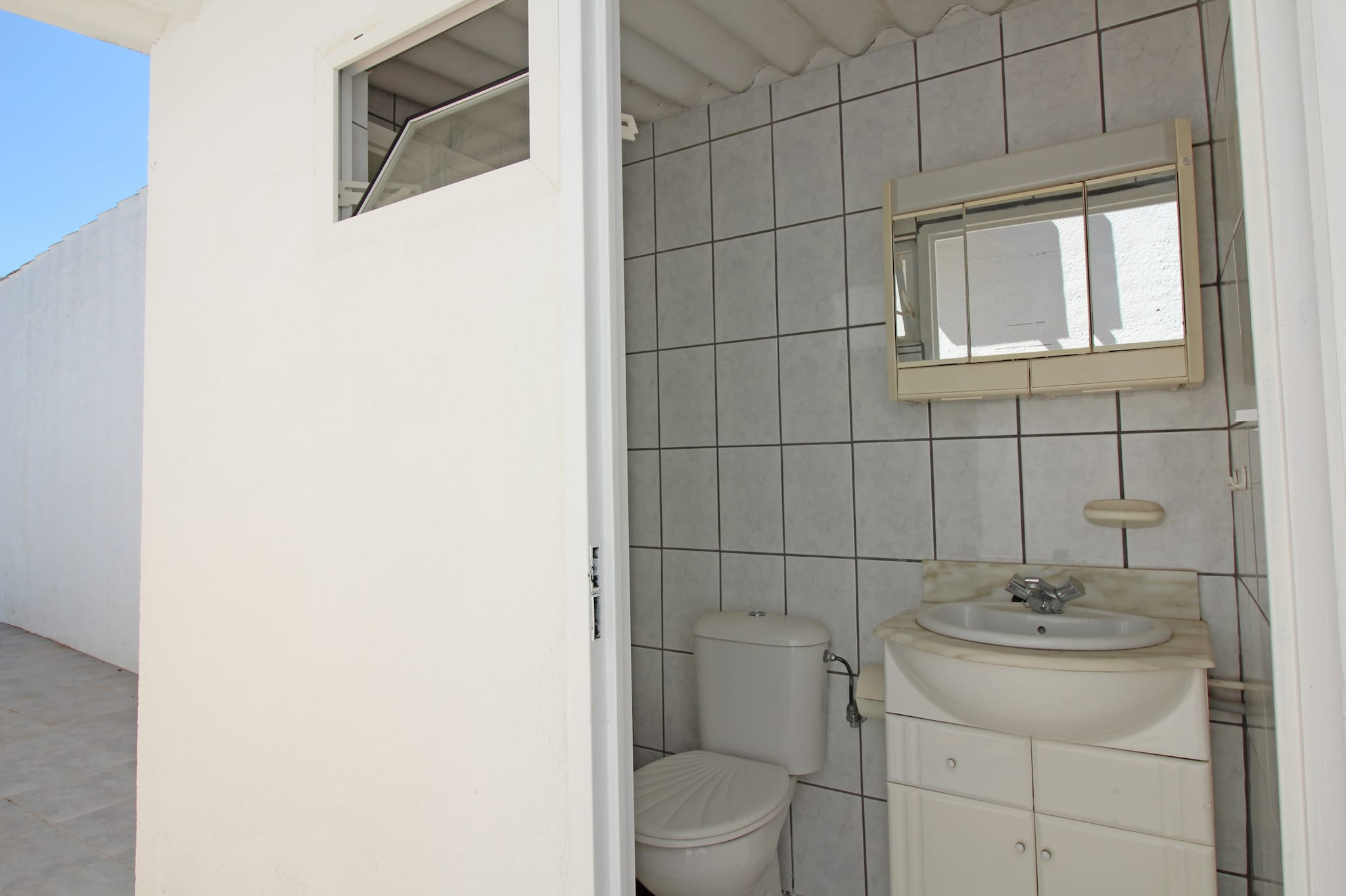 0100-LLOBREGAT 25 B-Badkamer