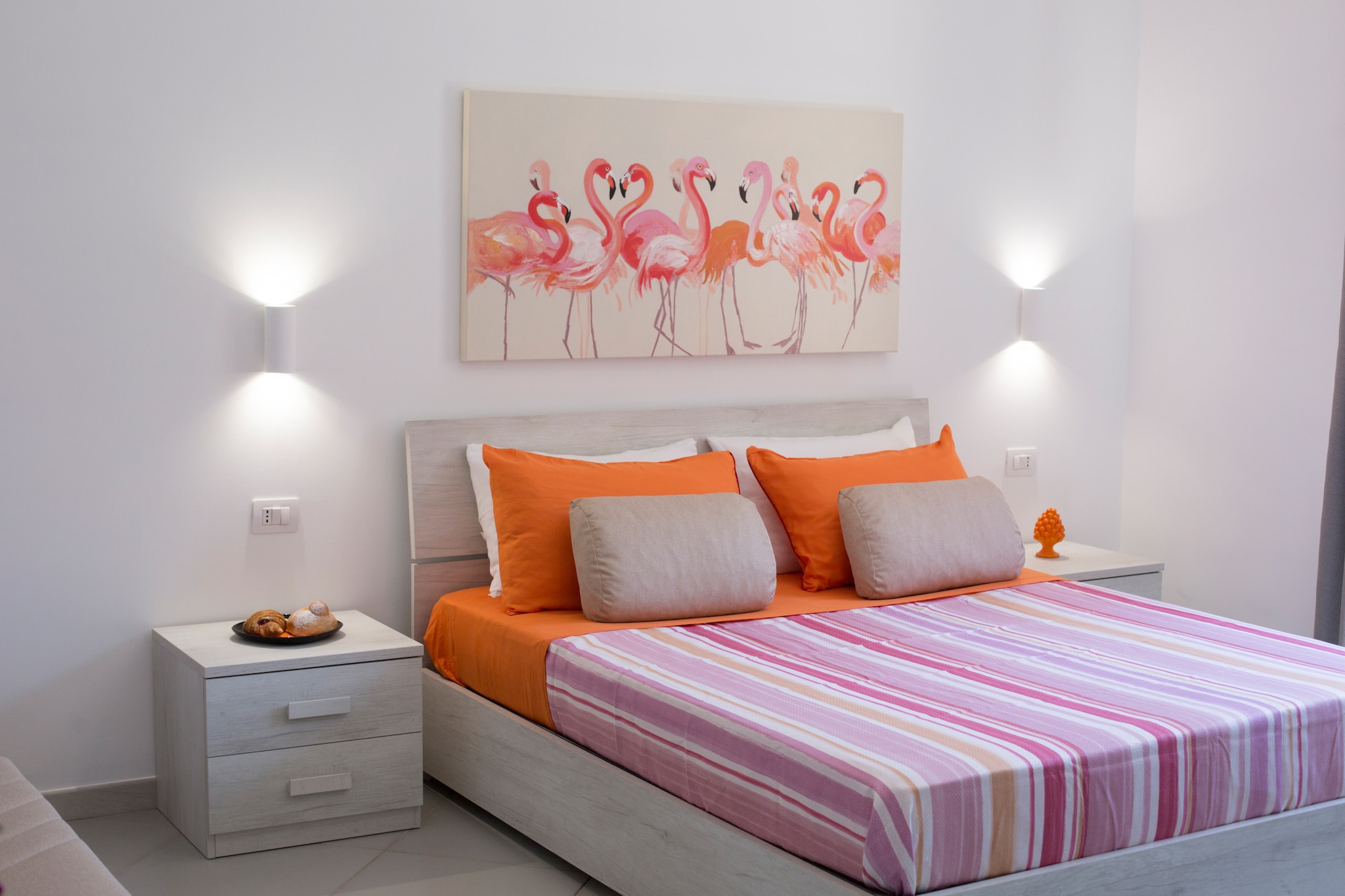 Sofia flora Room-Bedroom