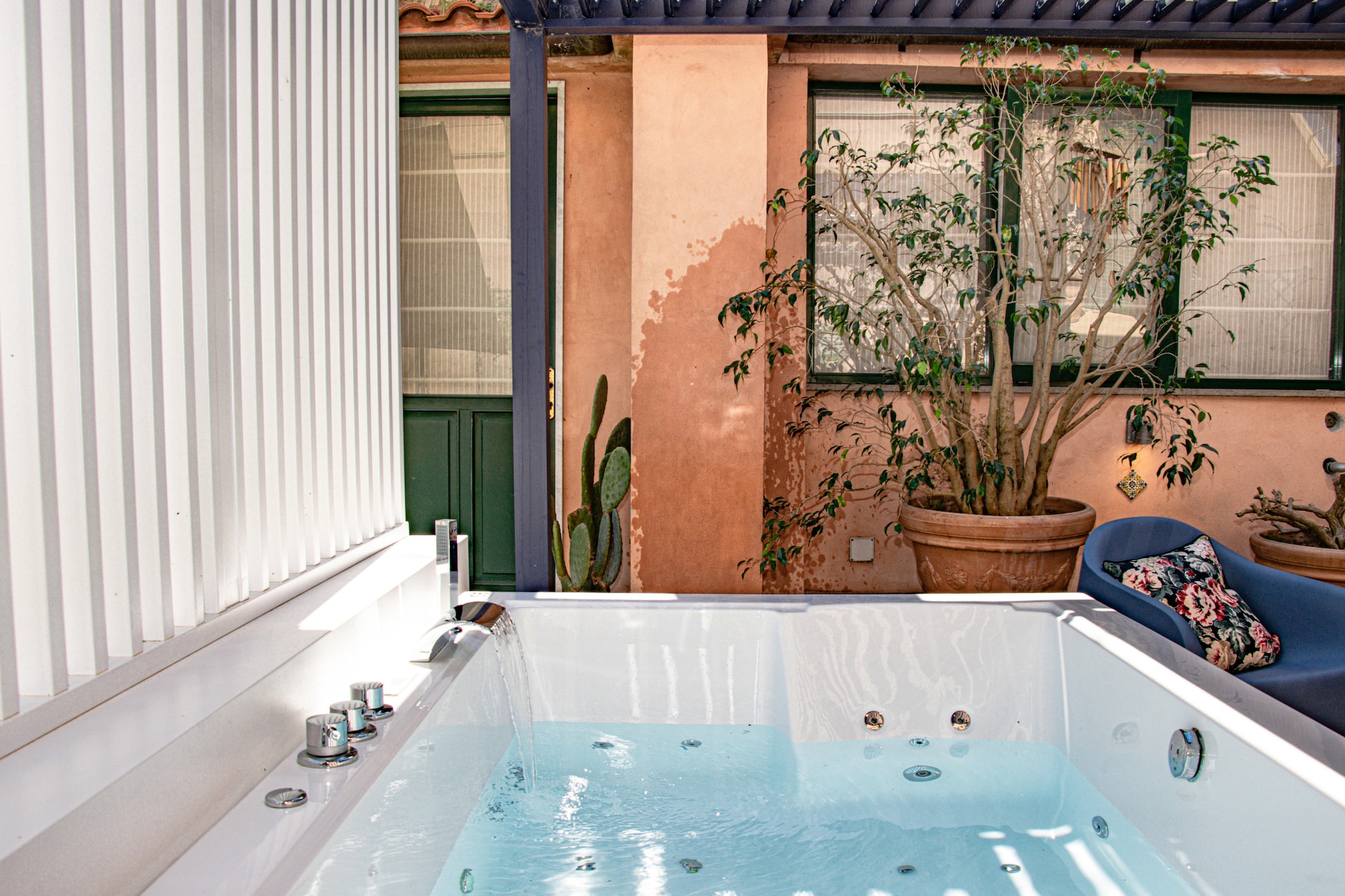 Iommella luxury flat - Schifano-Zwembad