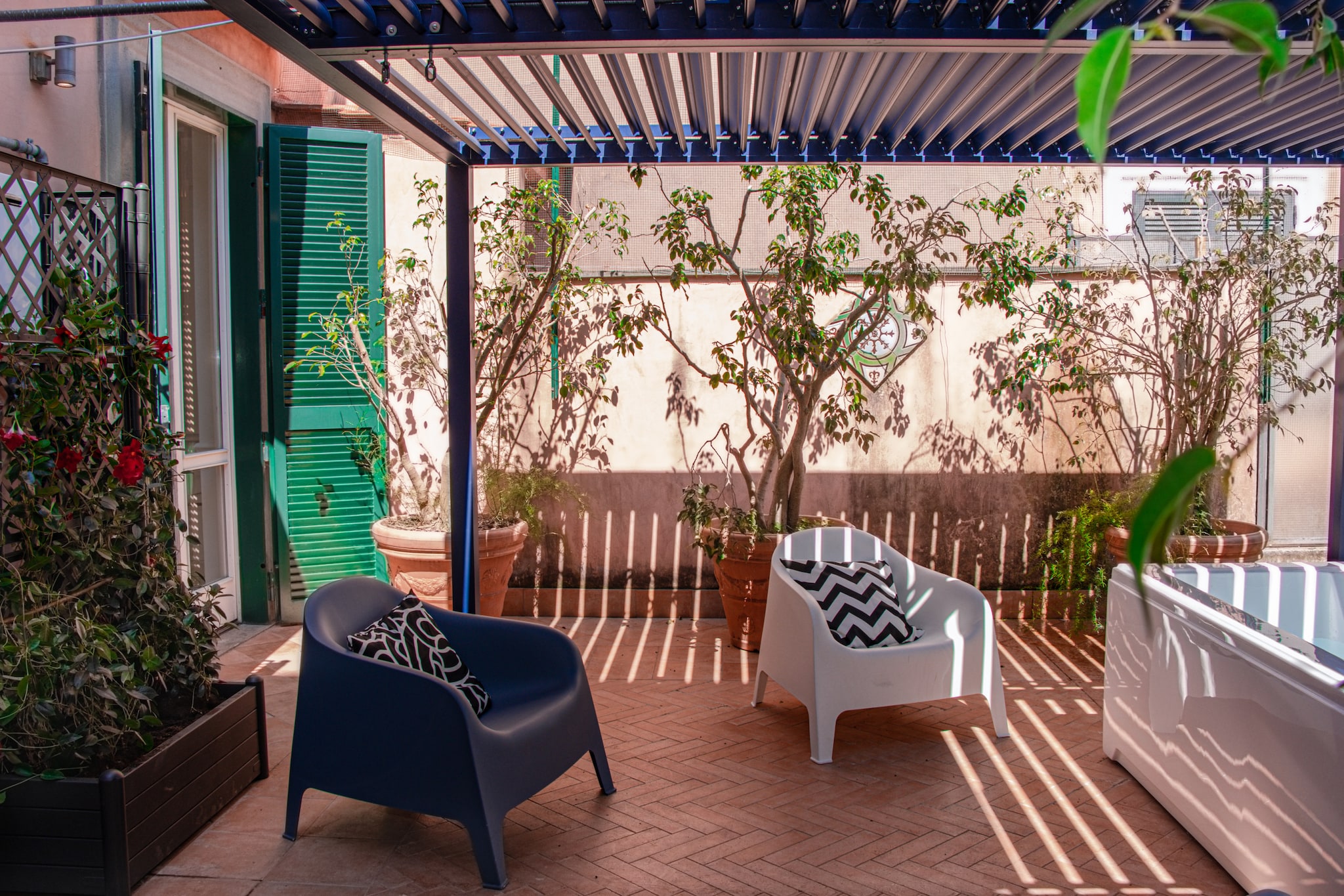 Iommella luxury flat - Schifano-Tuinen zomer