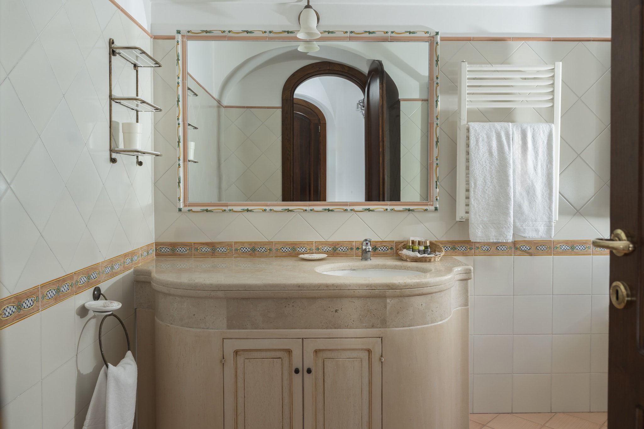 Estate4Home - Villa degli Dei-Badkamer