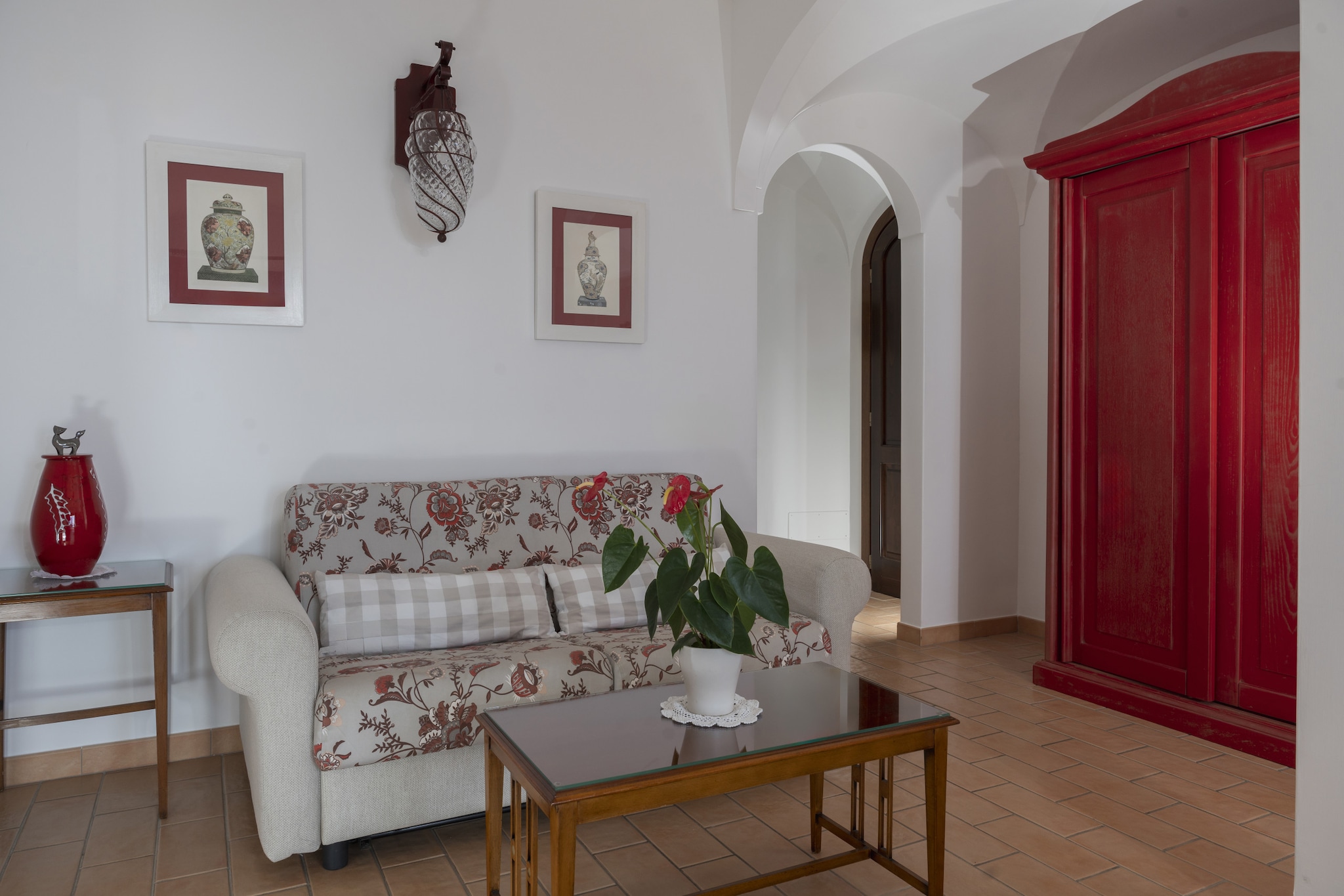 Estate4Home - Villa degli Dei-Woonkamer