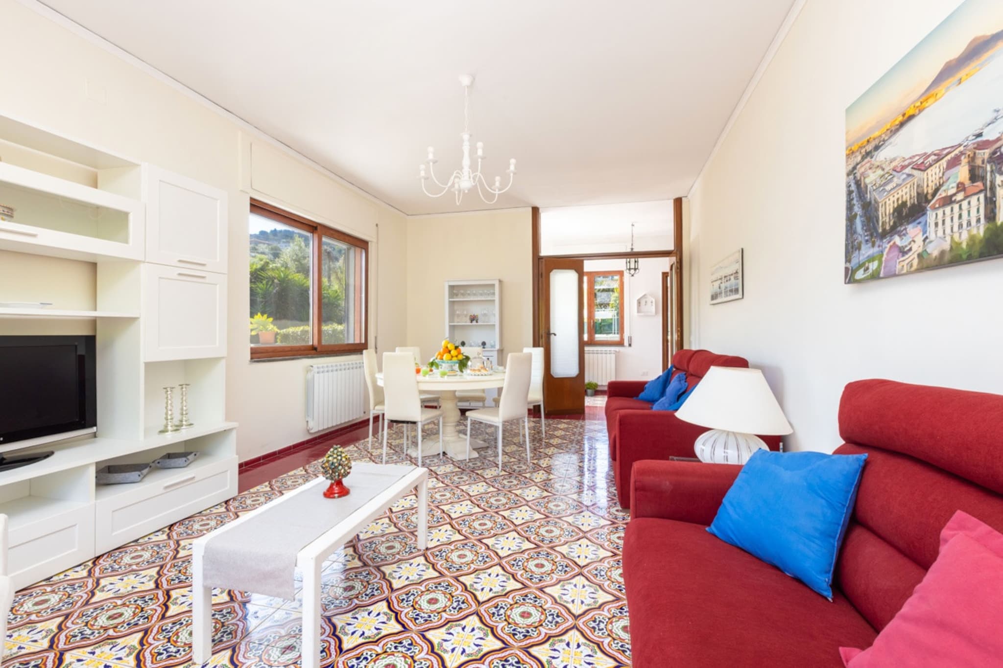 Estate4home - Villa Louise-Woonkamer