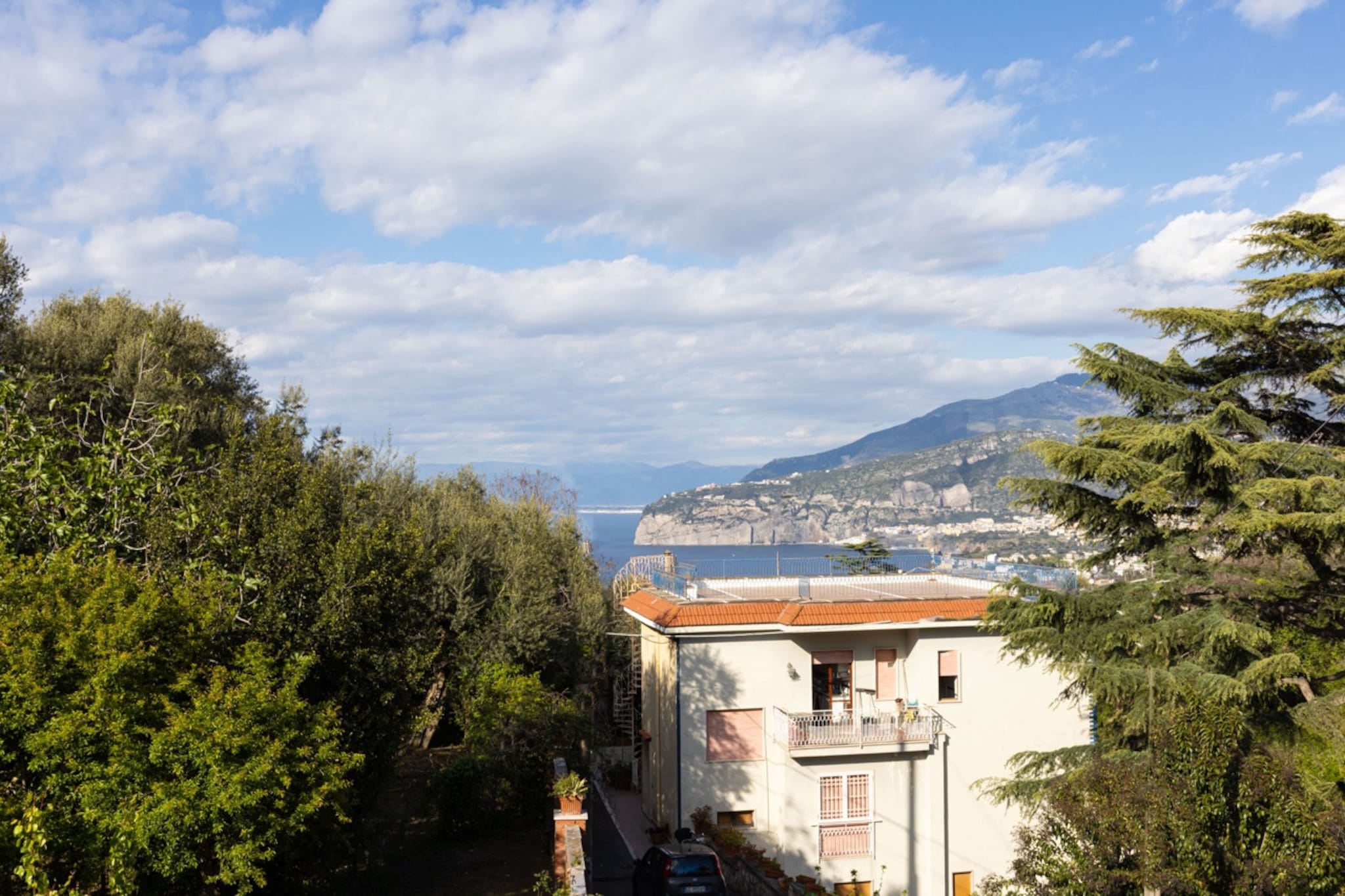 Estate4home - Villa Louise-Buitenlucht