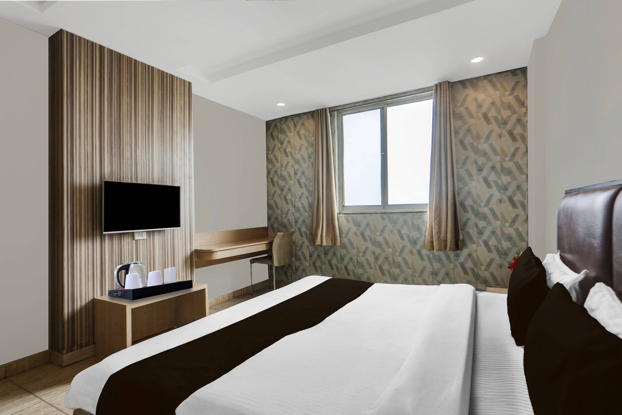 Super Hotel O Haldwani Near Bus Stand