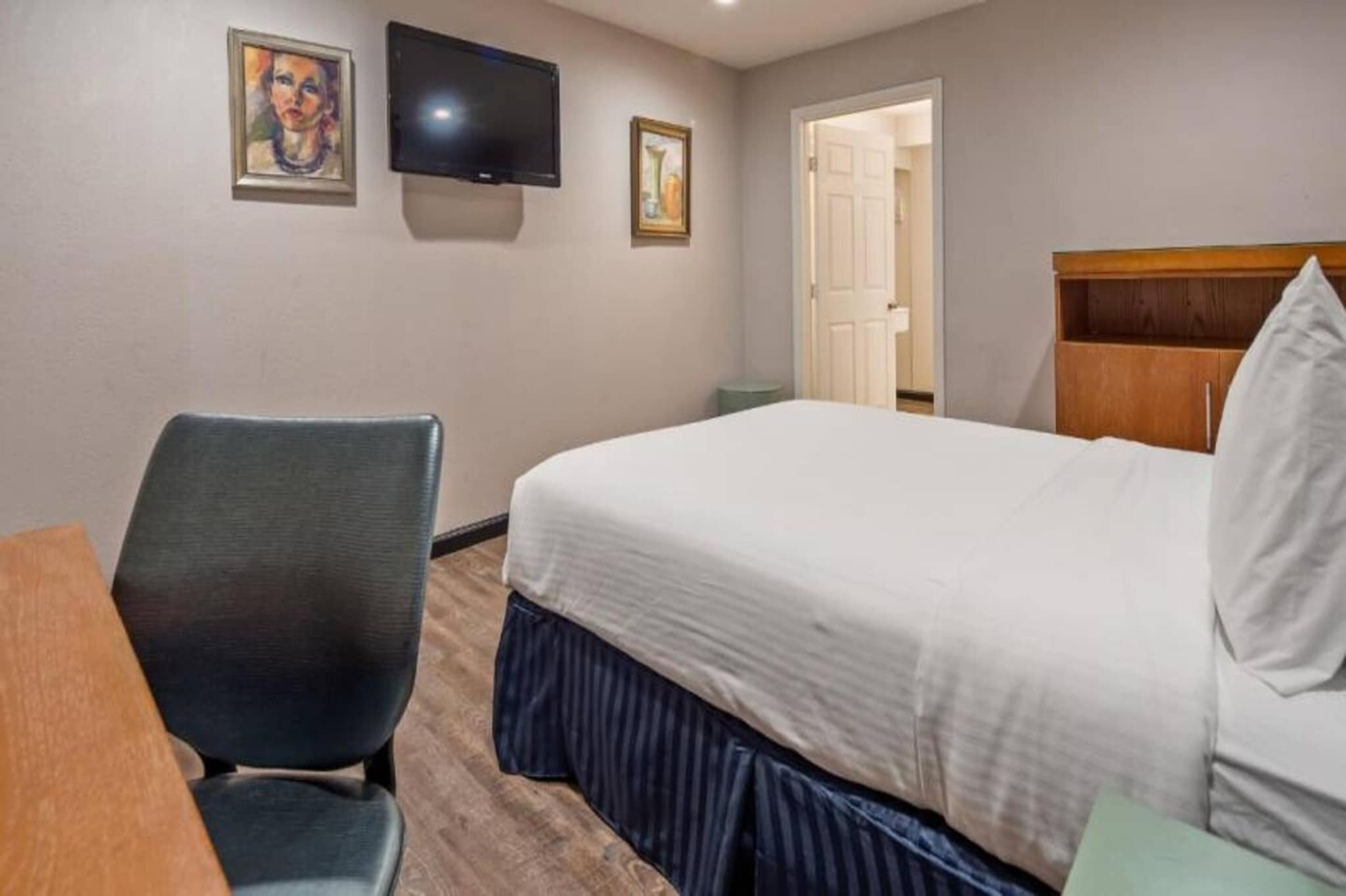 Bed Room