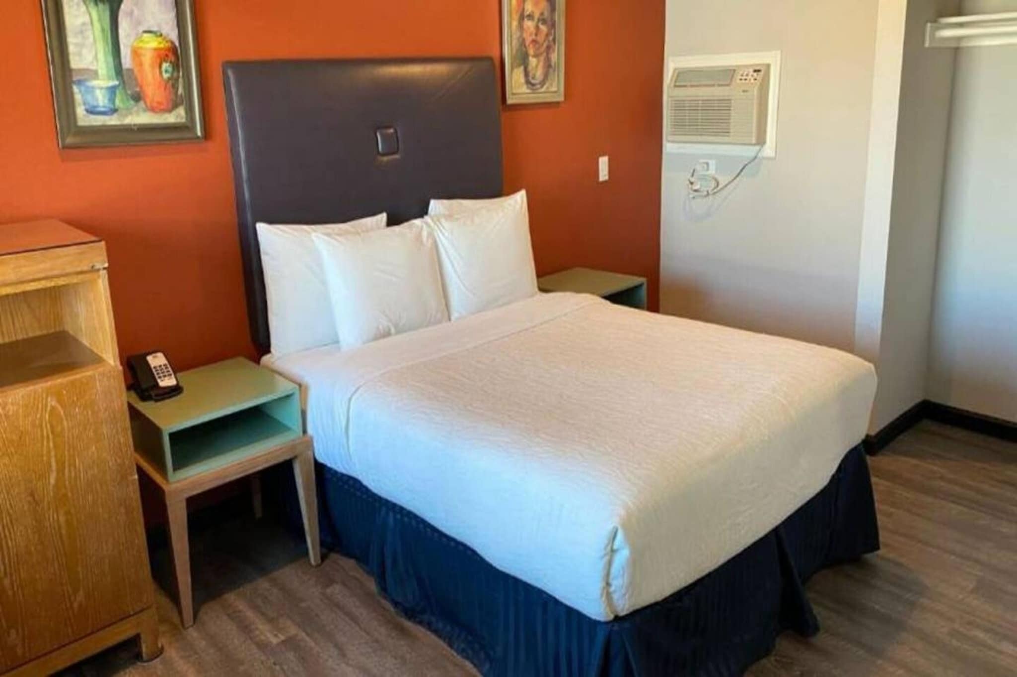 Bed Room