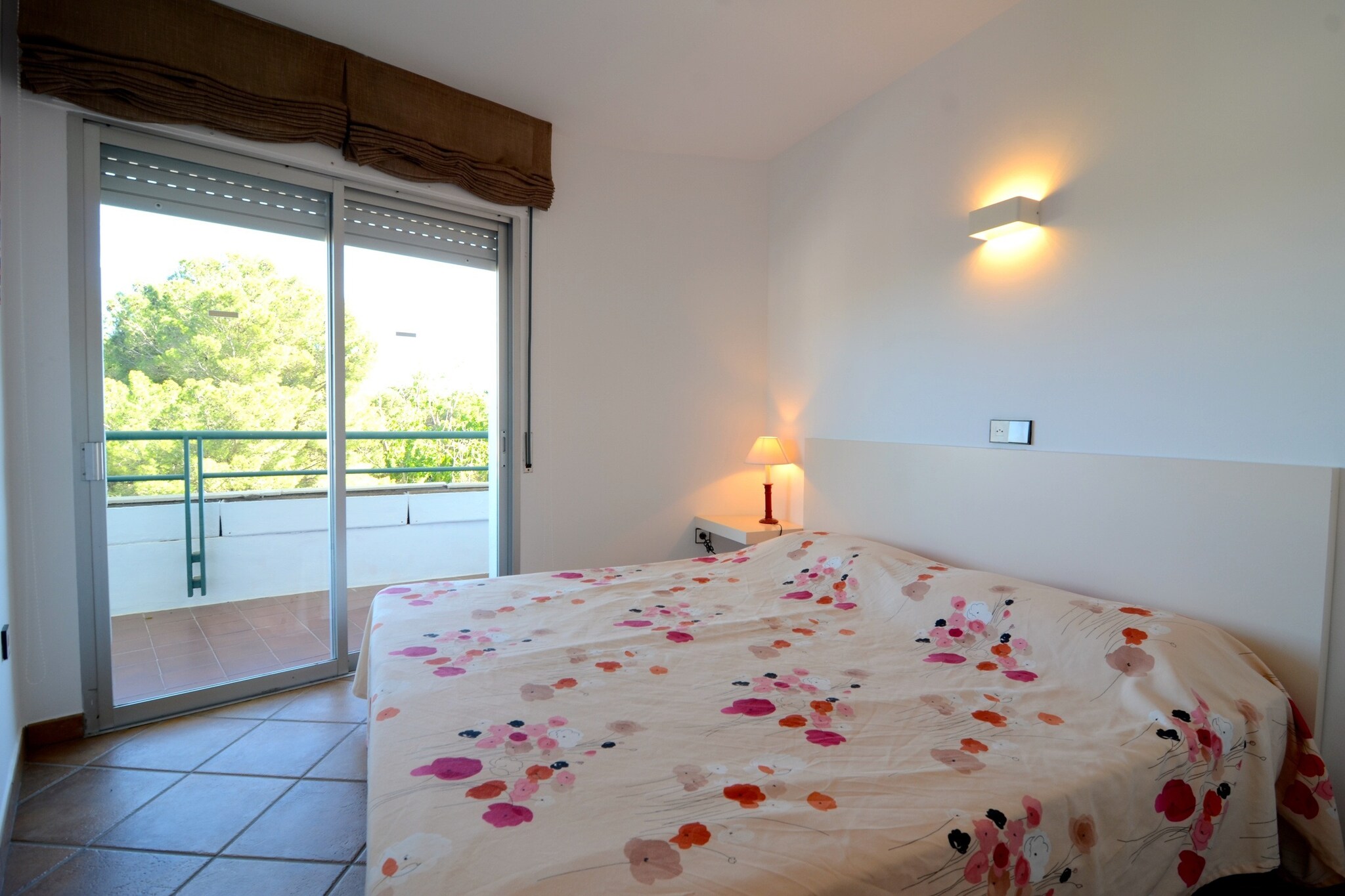 Apartment near town with 2 rooms