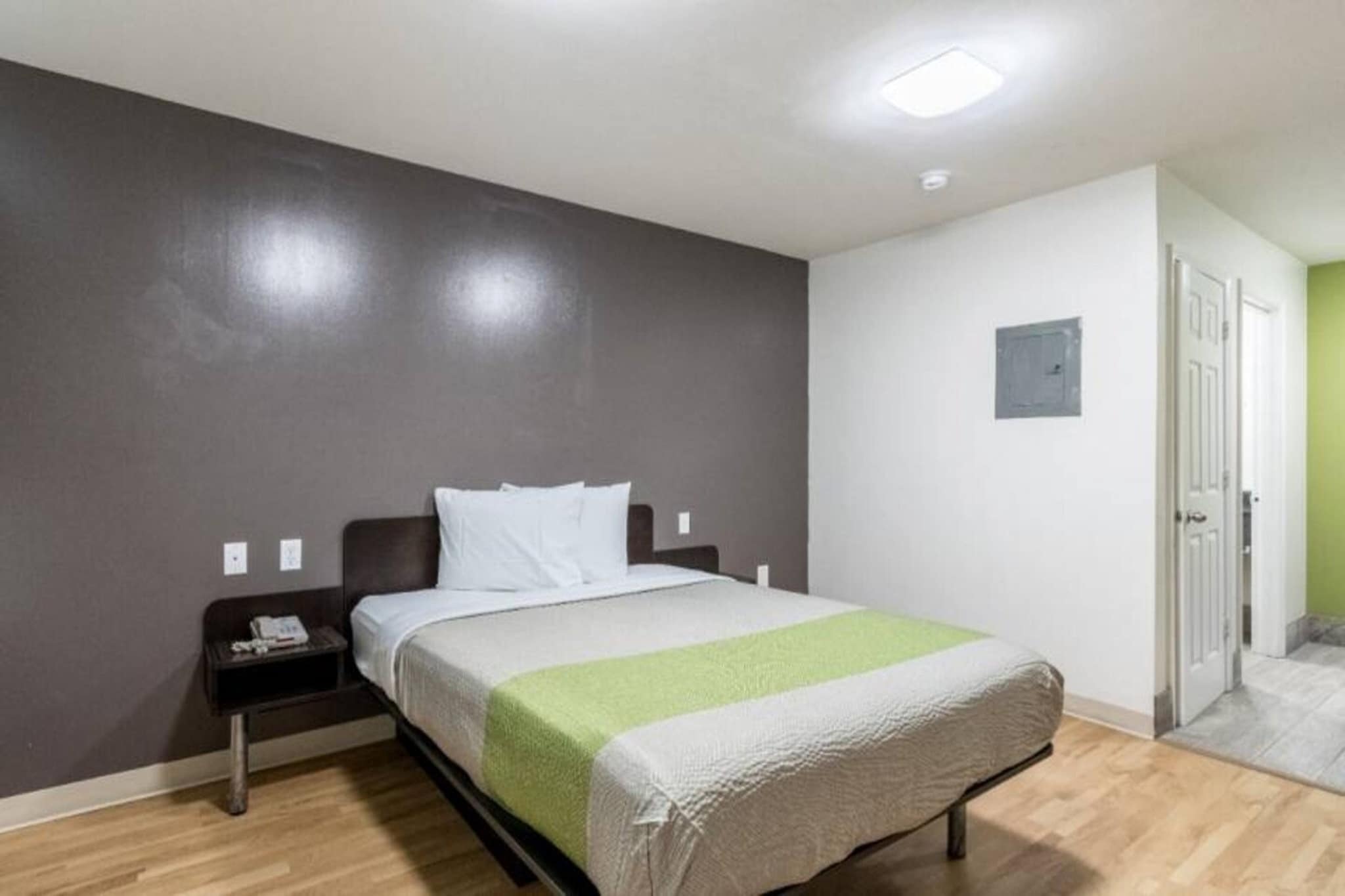 Bed Room