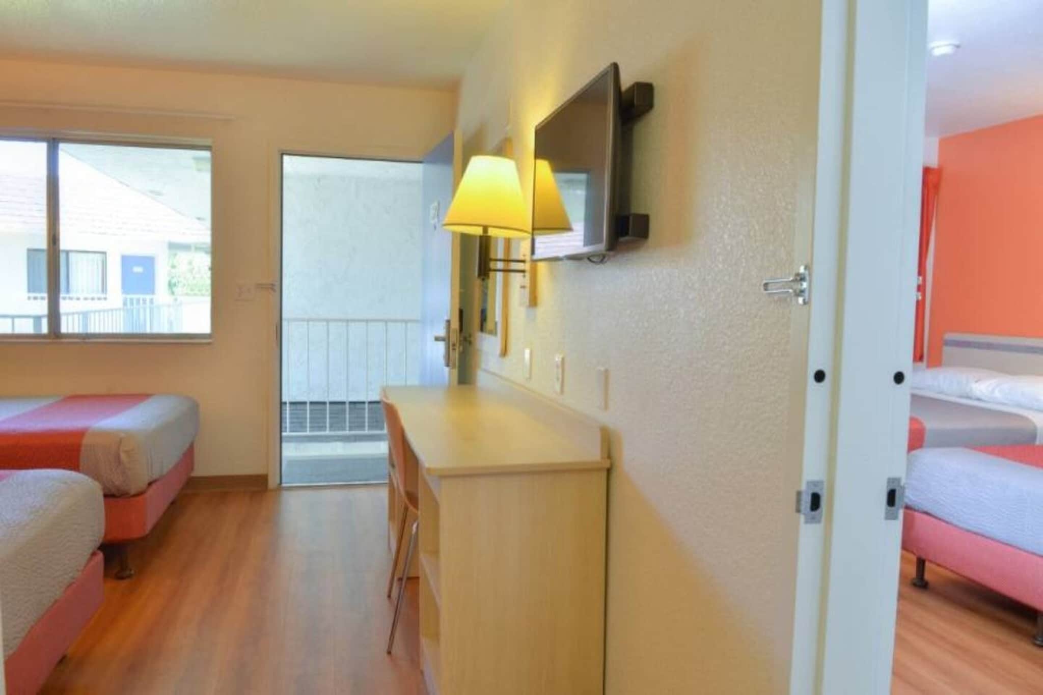 Bed Room