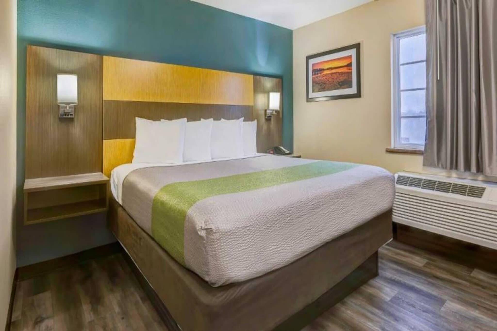 Bed Room
