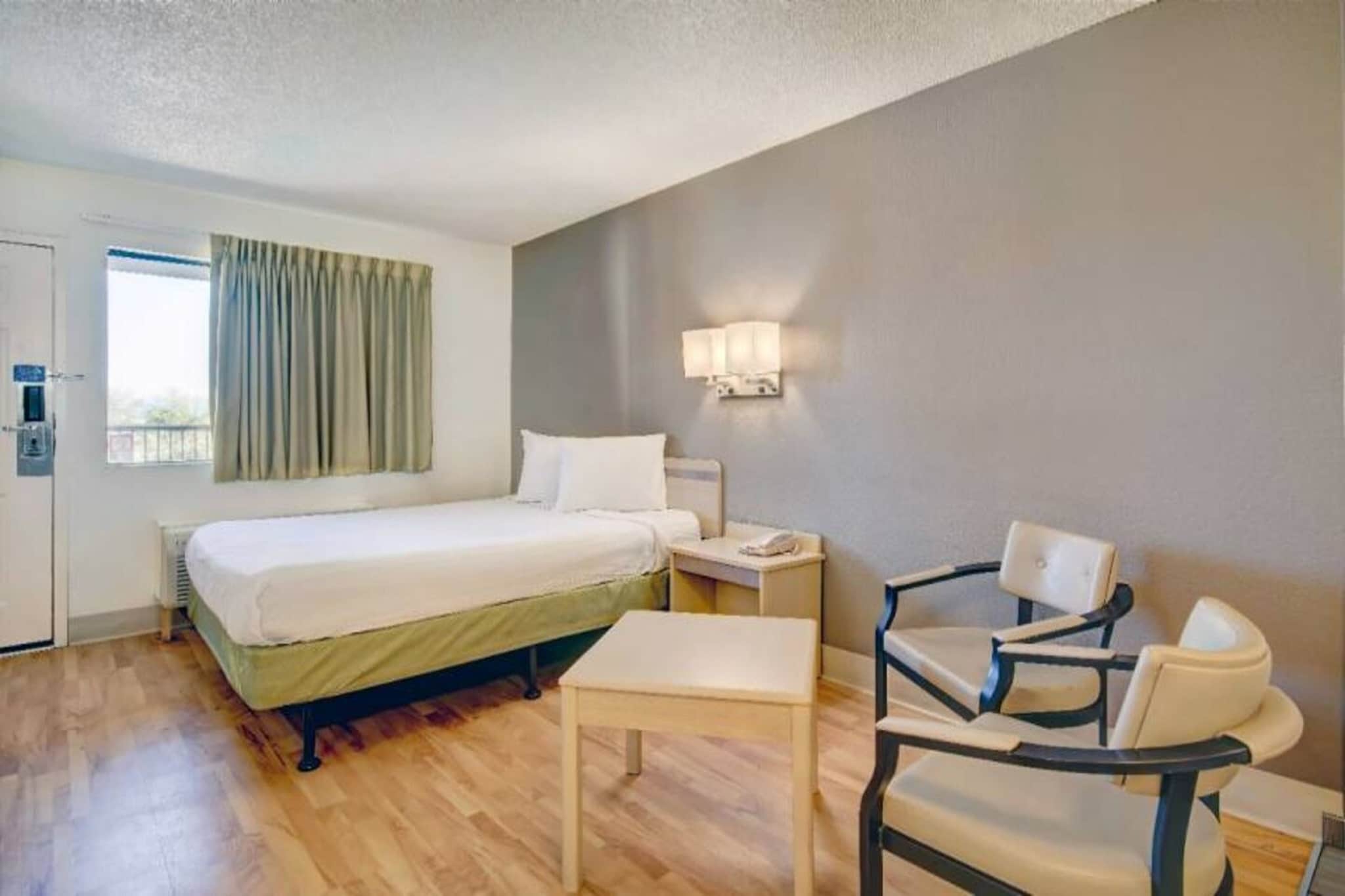 Bed Room